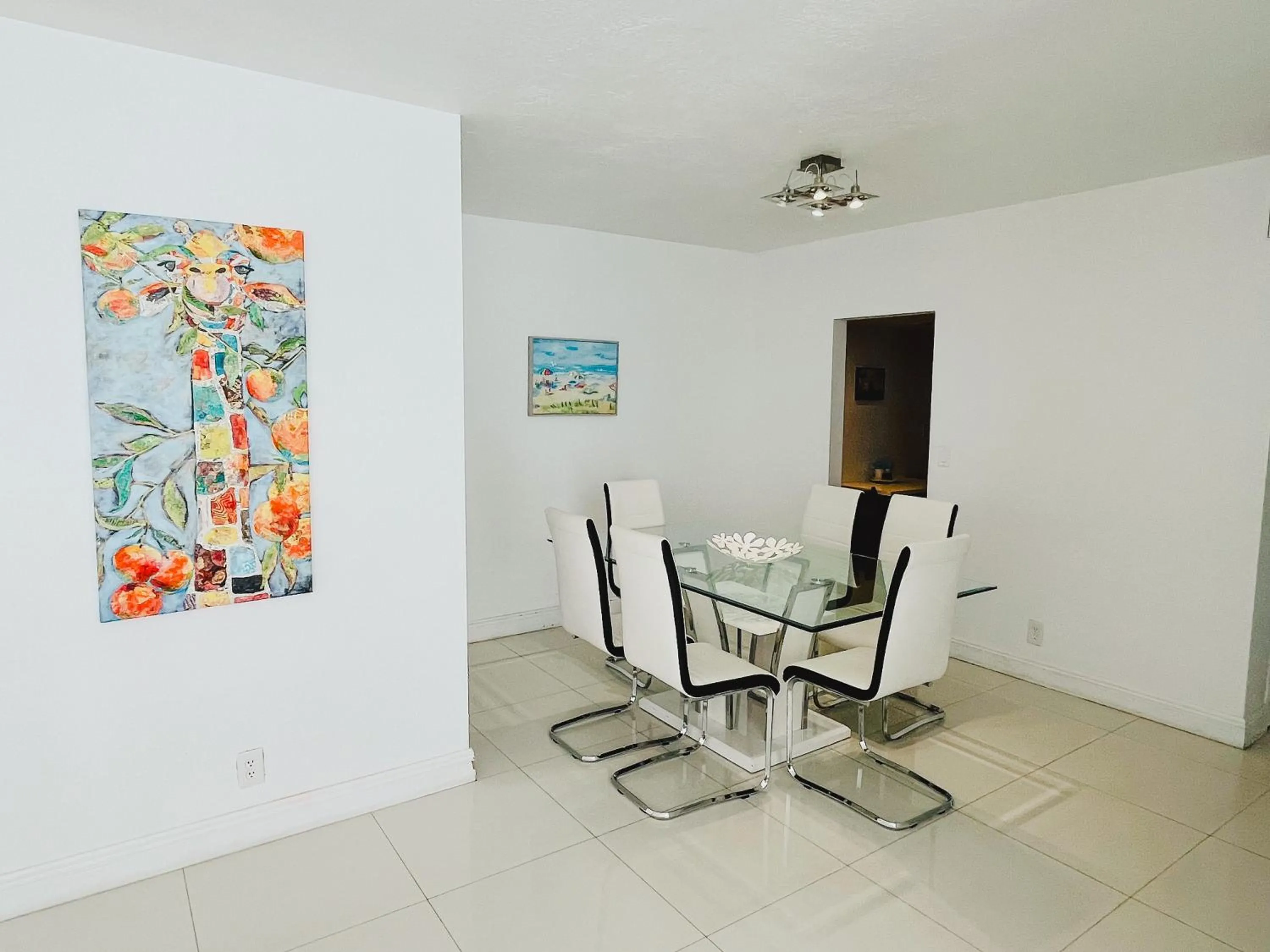 Miami Hallandale Condo, Partial Ocean View Direct Beach and Pool Access Miami Hollywood Beach