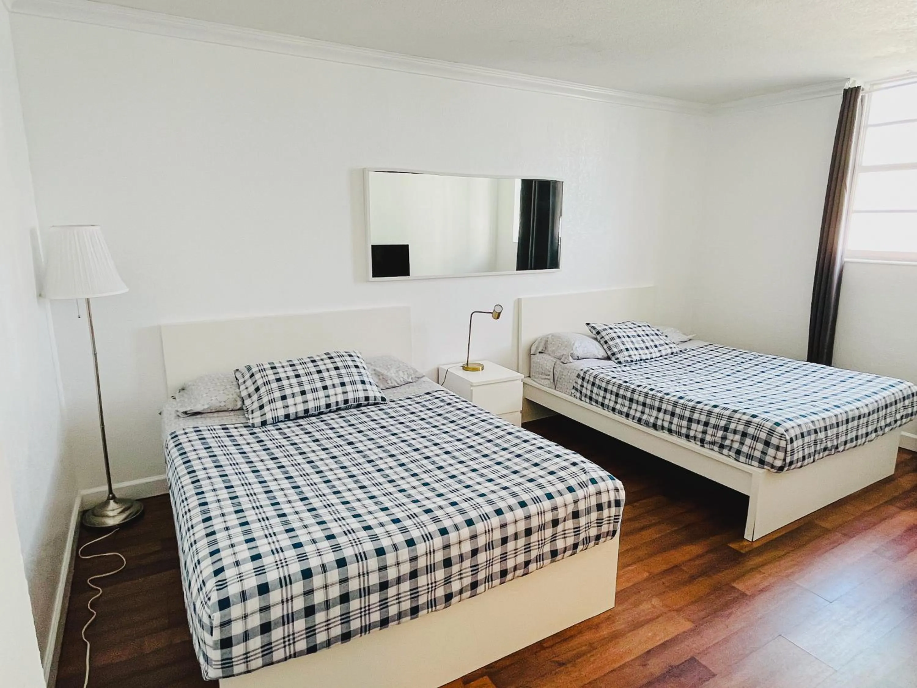 Bed in Miami Hallandale Condo, Partial Ocean View Direct Beach and Pool Access Miami Hollywood Beach