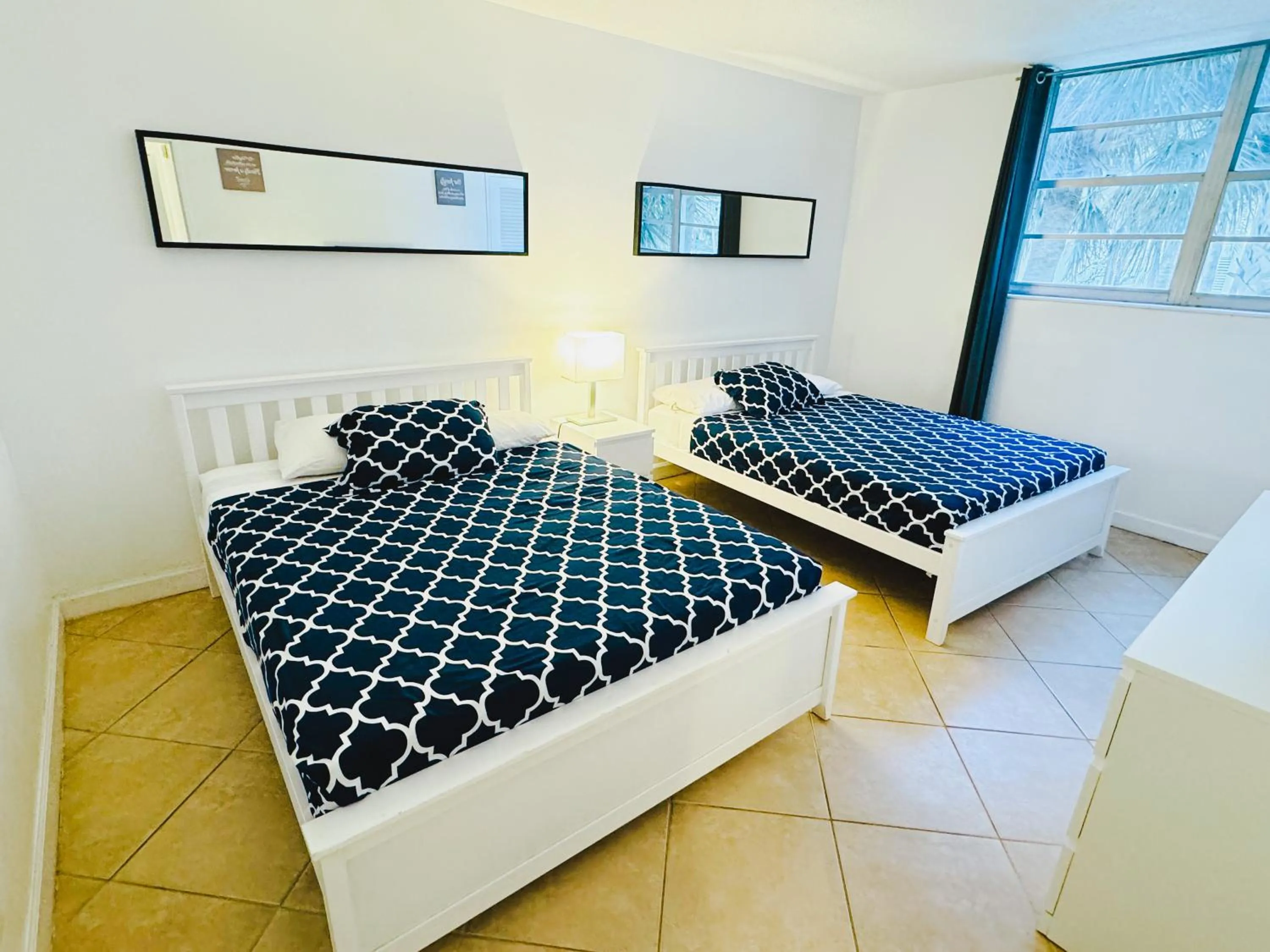 Bed in Miami Hallandale Condo, Partial Ocean View Direct Beach and Pool Access Miami Hollywood Beach