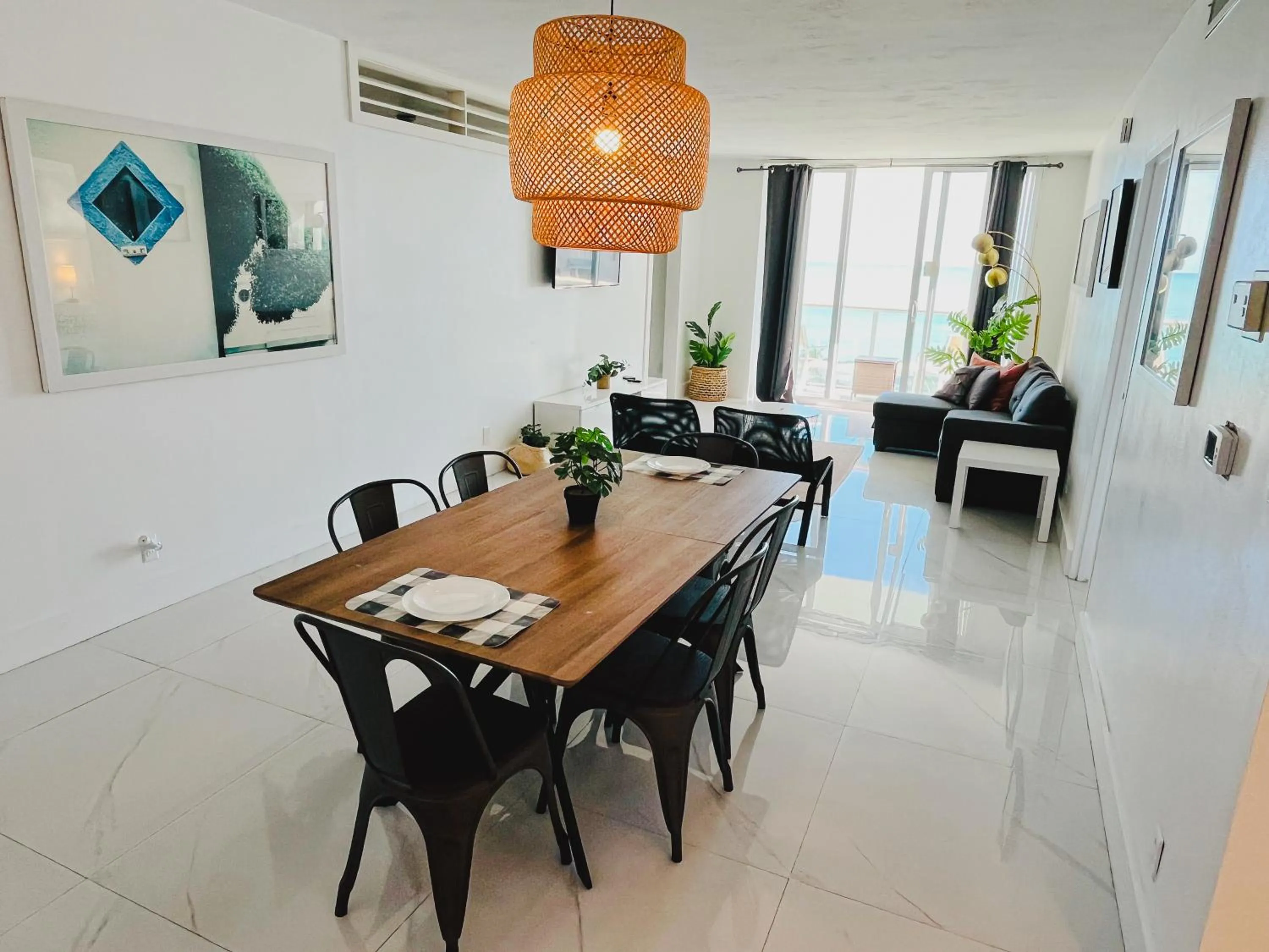 Miami Hallandale Condo, Partial Ocean View Direct Beach and Pool Access Miami Hollywood Beach