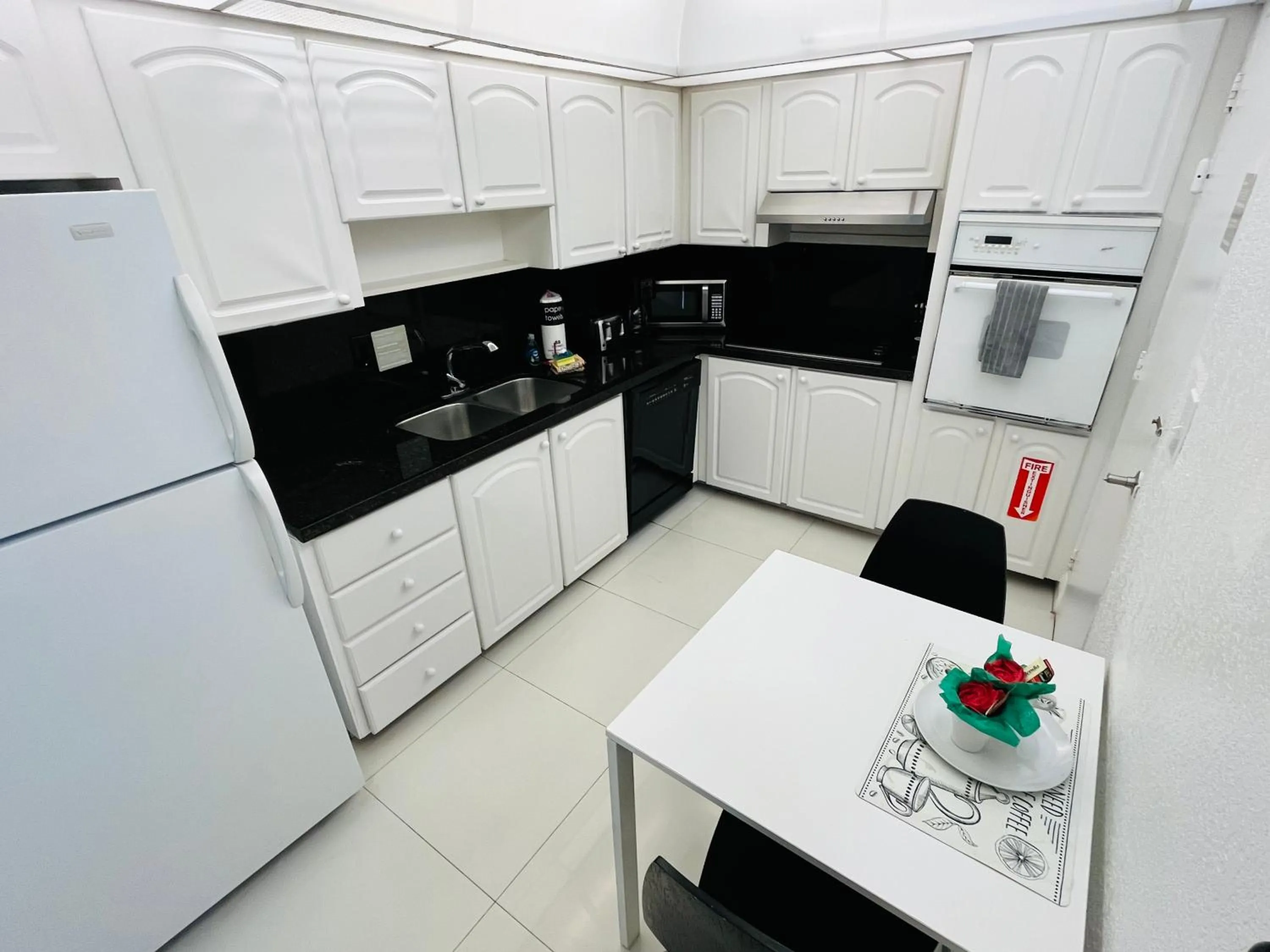 Miami Hallandale Condo, Partial Ocean View Direct Beach and Pool Access Miami Hollywood Beach