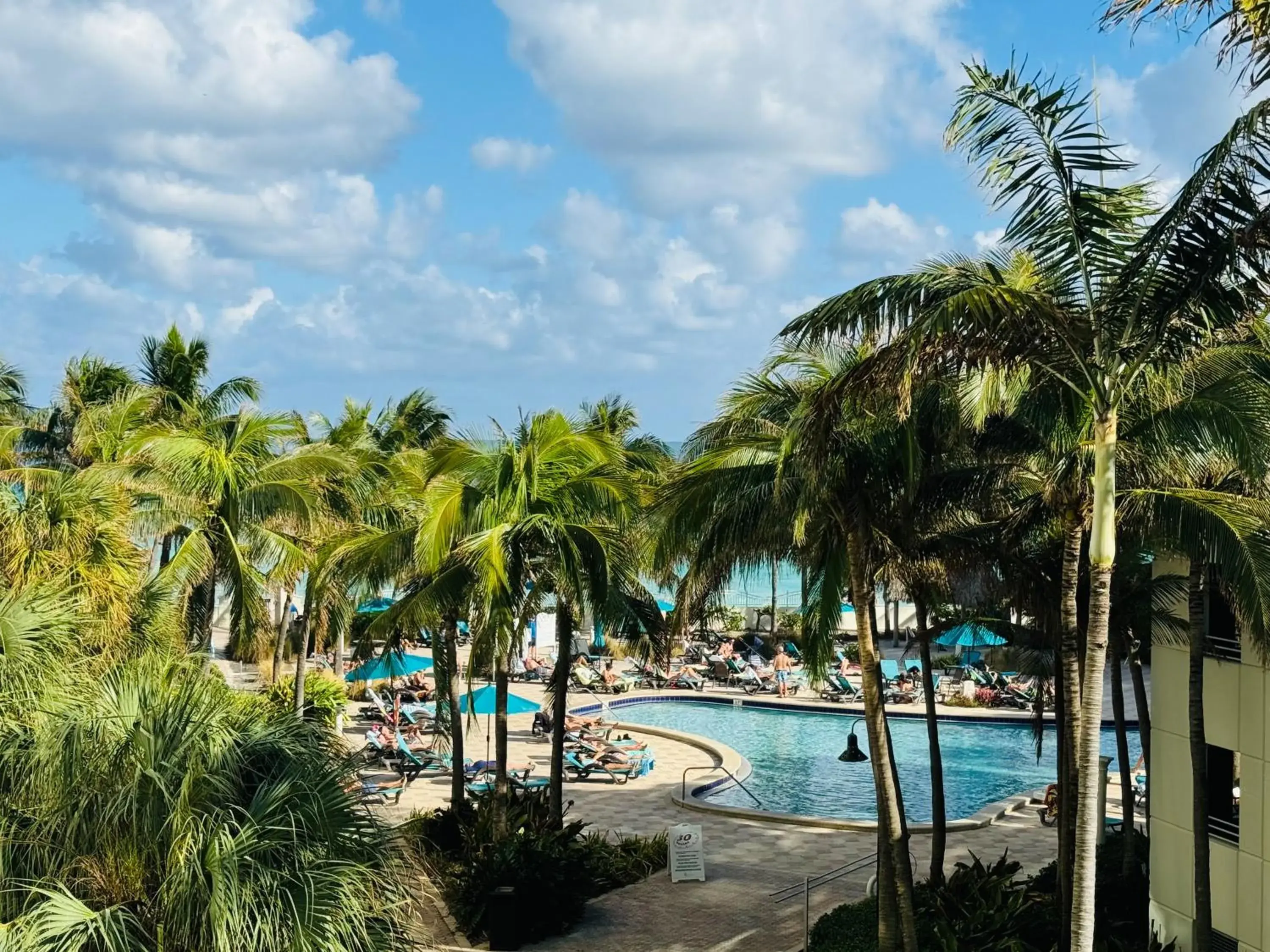 Two-Bedroom Apartment in Miami Hallandale Condo, Partial Ocean View Direct Beach and Pool Access Miami Hollywood Beach Two-Bedroom Apartment in Miami Hallandale Condo, Partial Ocean View Direct Beach and Pool Access Miami Hollywood Beach