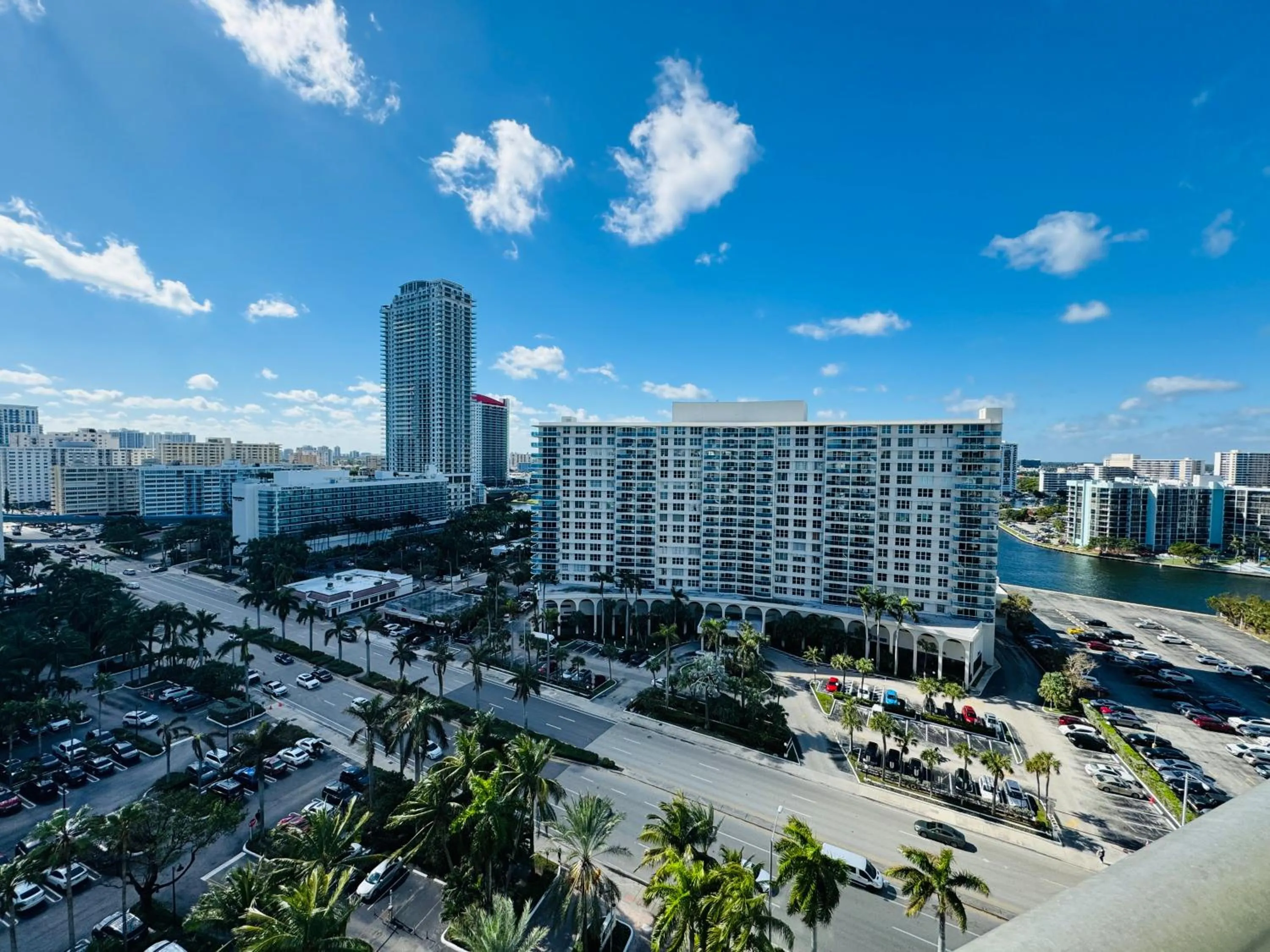 Miami Hallandale Condo, Partial Ocean View Direct Beach and Pool Access Miami Hollywood Beach