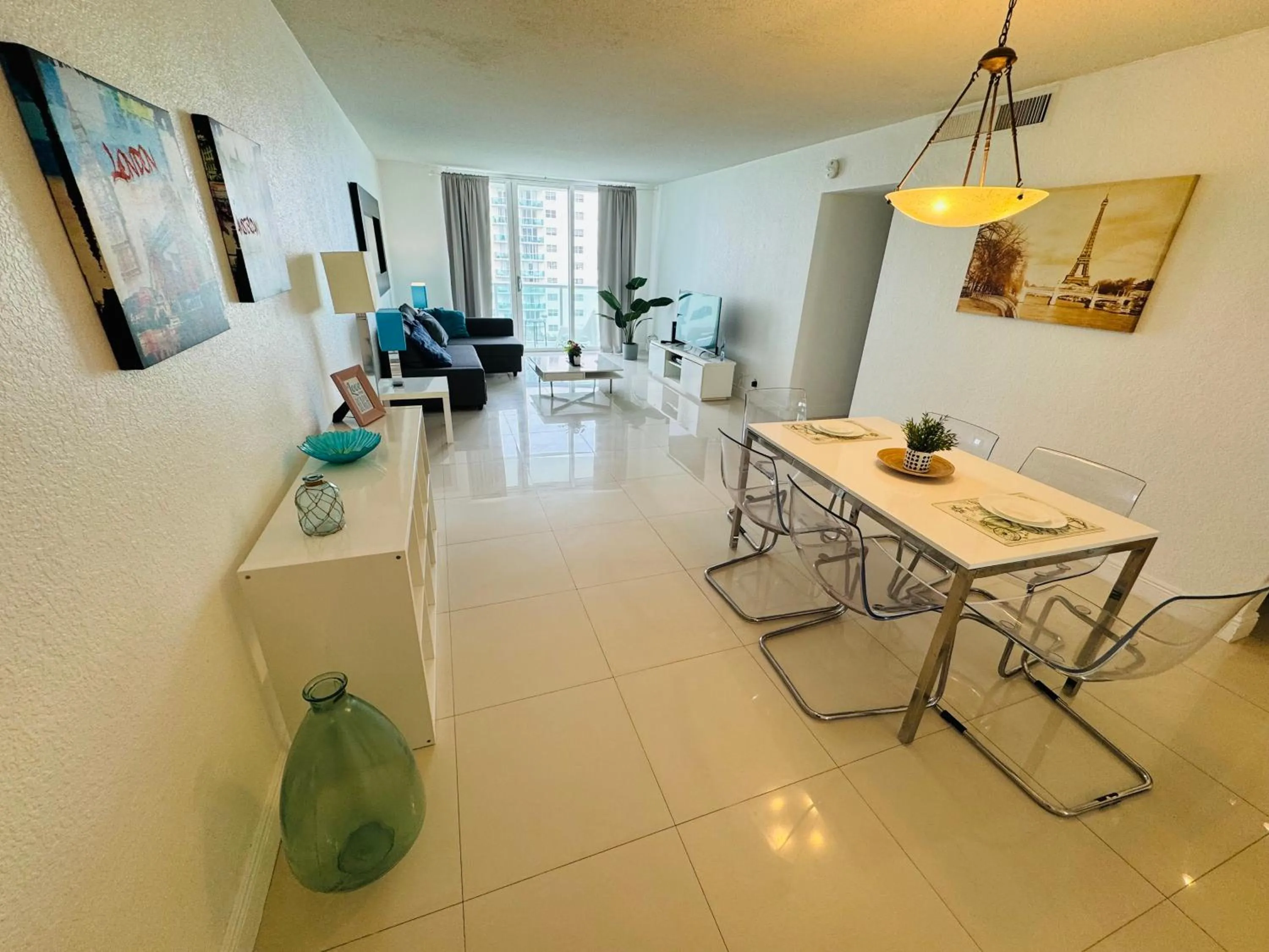 Miami Hallandale Condo, Partial Ocean View Direct Beach and Pool Access Miami Hollywood Beach