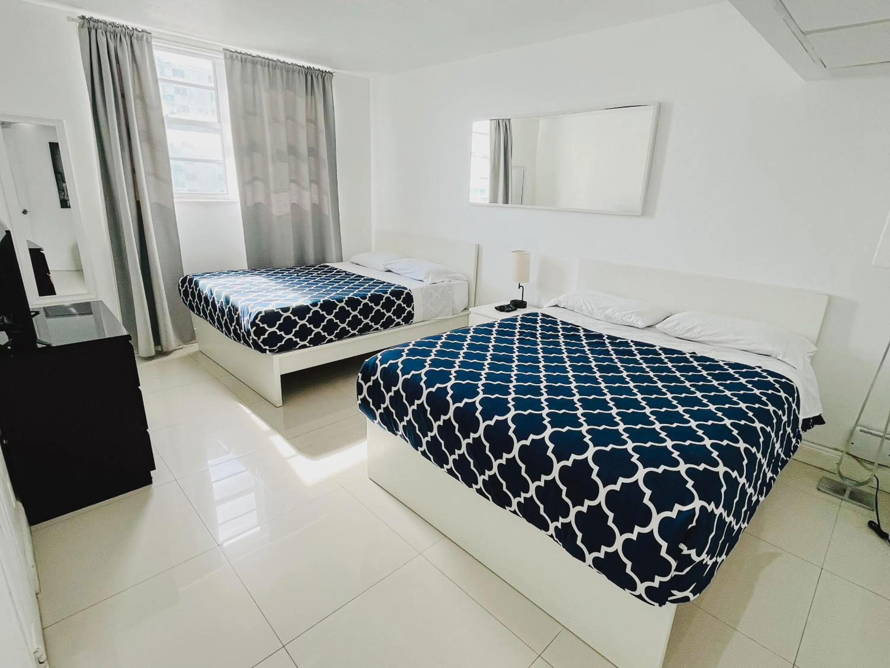 Bed in Miami Hallandale Condo, Partial Ocean View Direct Beach and Pool Access Miami Hollywood Beach