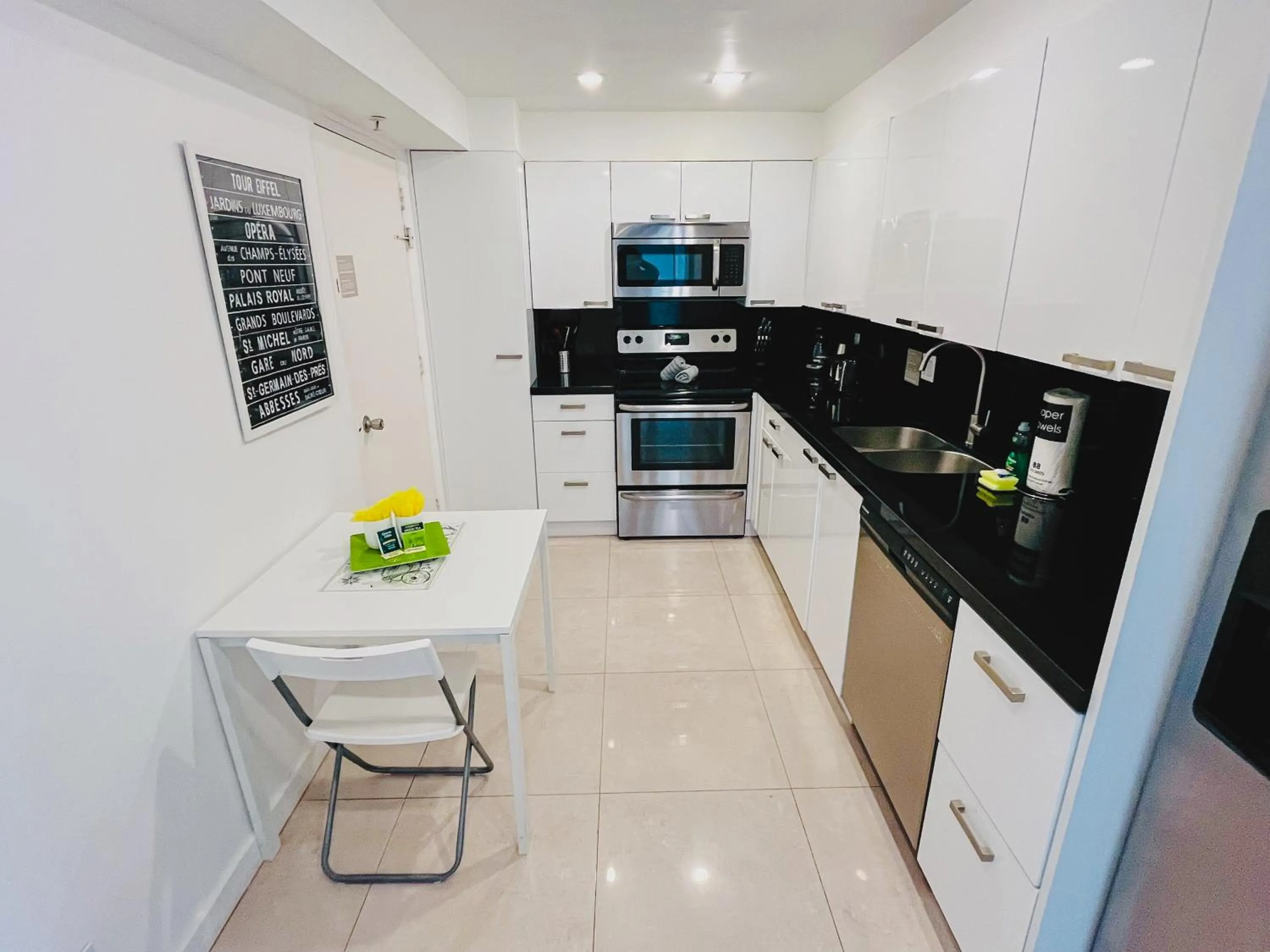 Miami Hallandale Condo, Partial Ocean View Direct Beach and Pool Access Miami Hollywood Beach