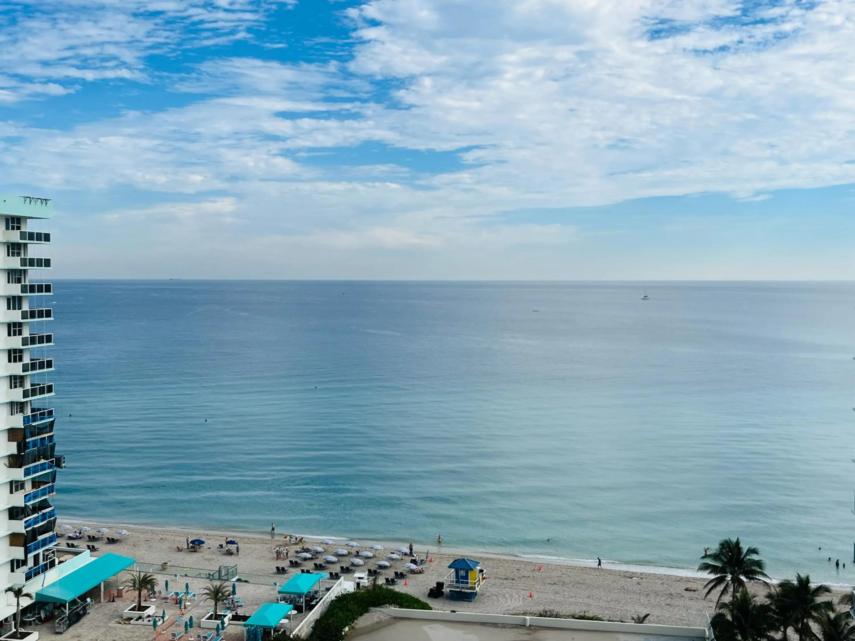Miami Hallandale Condo, Partial Ocean View Direct Beach and Pool Access Miami Hollywood Beach