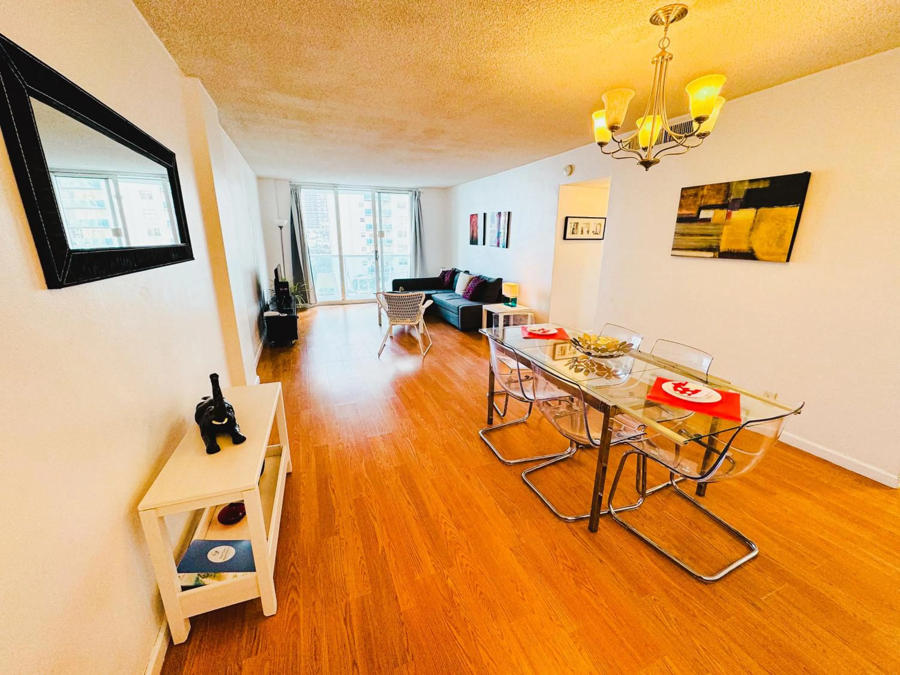 Miami Hallandale Condo, Partial Ocean View Direct Beach and Pool Access Miami Hollywood Beach