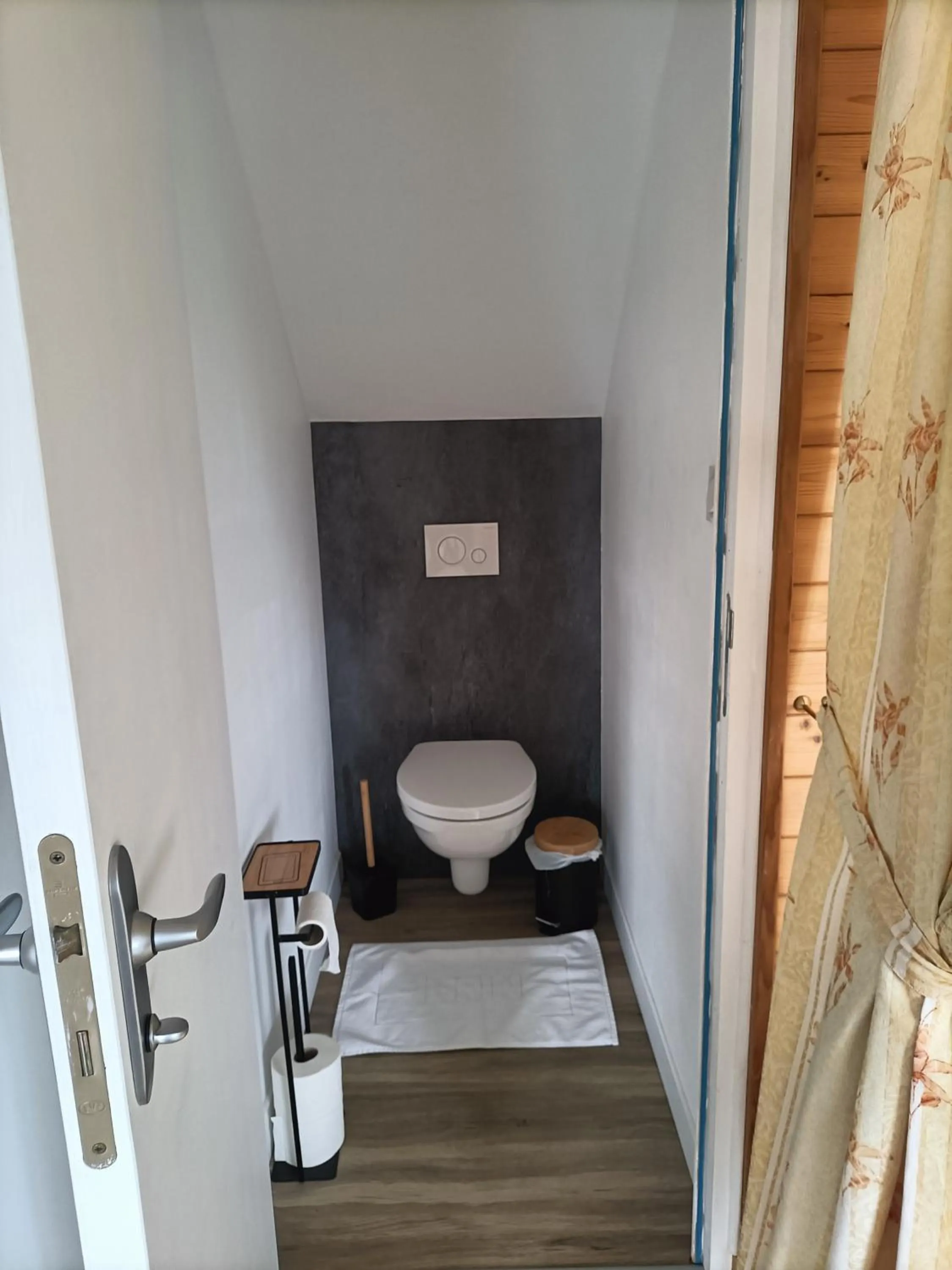 Toilet in Vent des Grèves