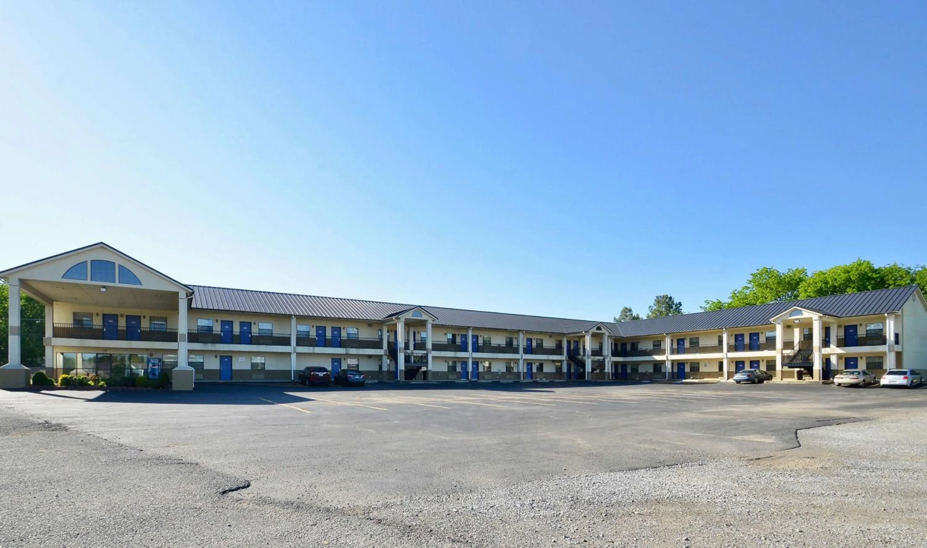 Property building in Motel 6-Atoka, OK