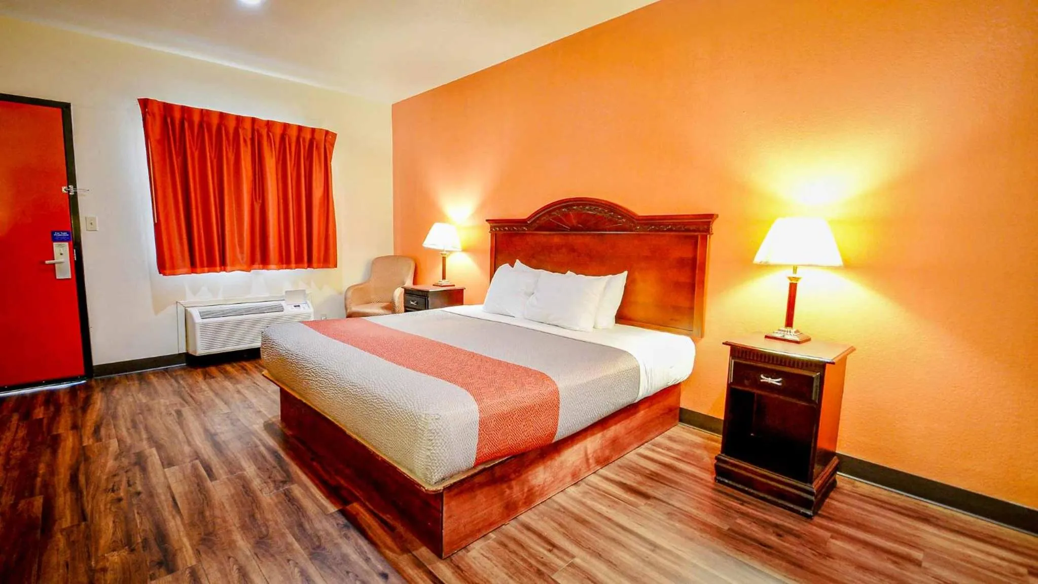 Photo of the whole room, Bed in Motel 6-Atoka, OK