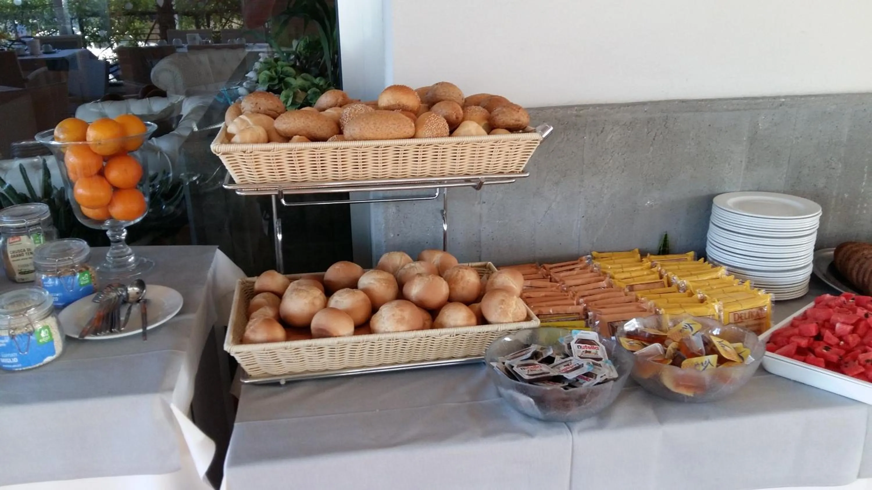 Food and drinks in Hotel Santiago