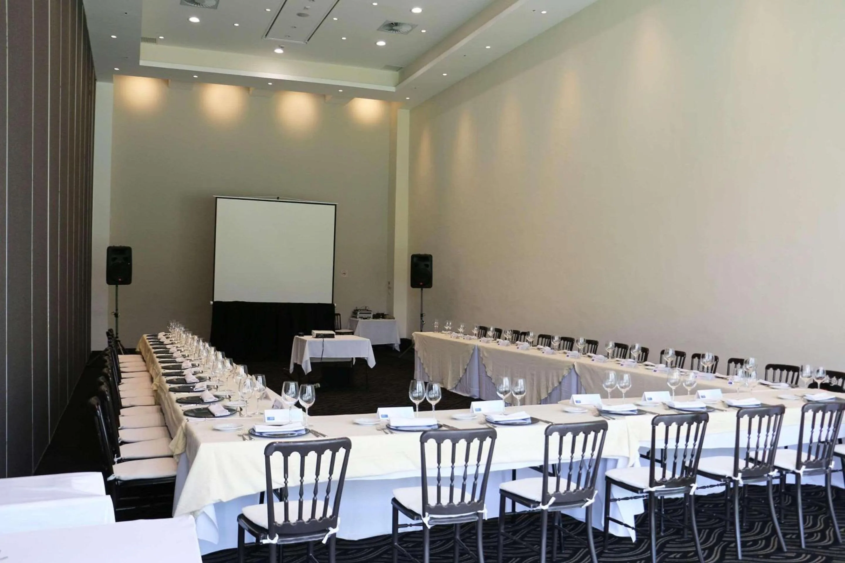 Meeting/conference room in Radisson Poliforum Plaza Hotel Leon