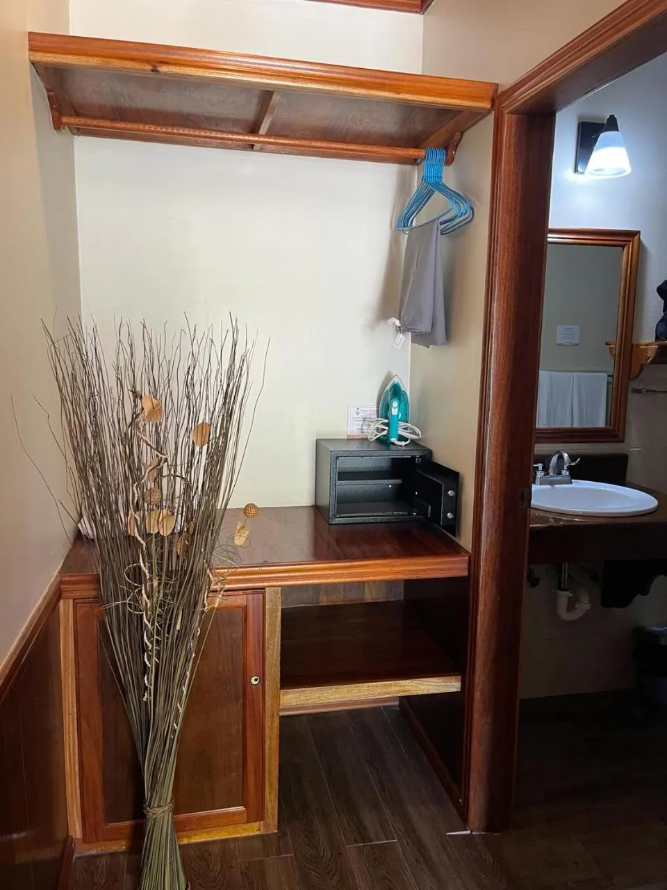 Captain Morgan's Retreat