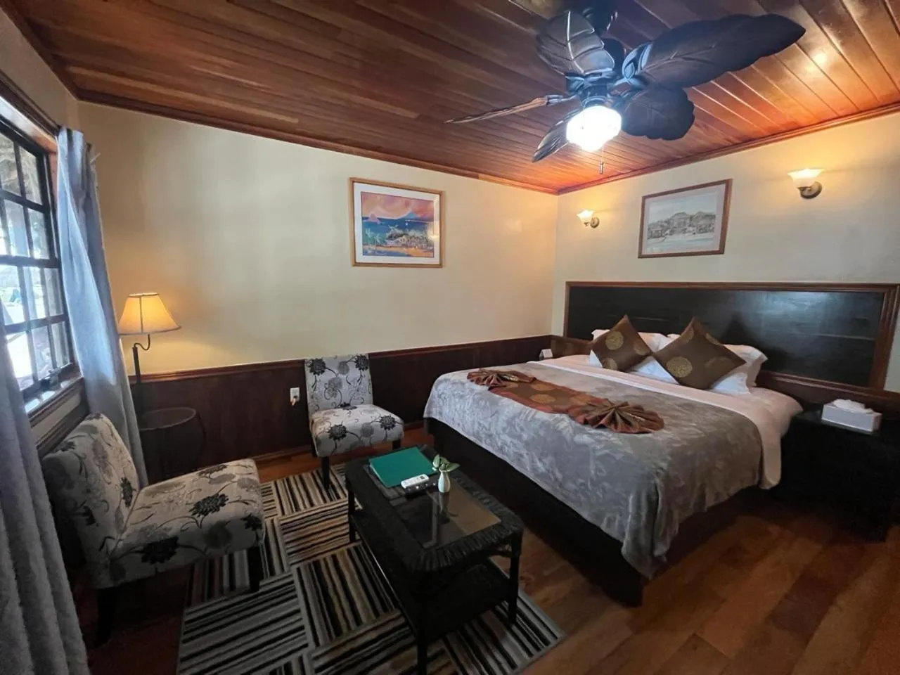 Bed in Captain Morgan's Retreat