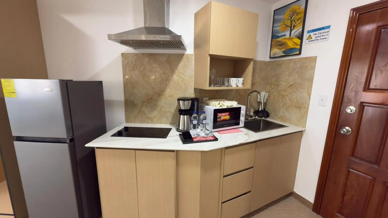 Kitchen or kitchenette in Captain Morgan's Retreat