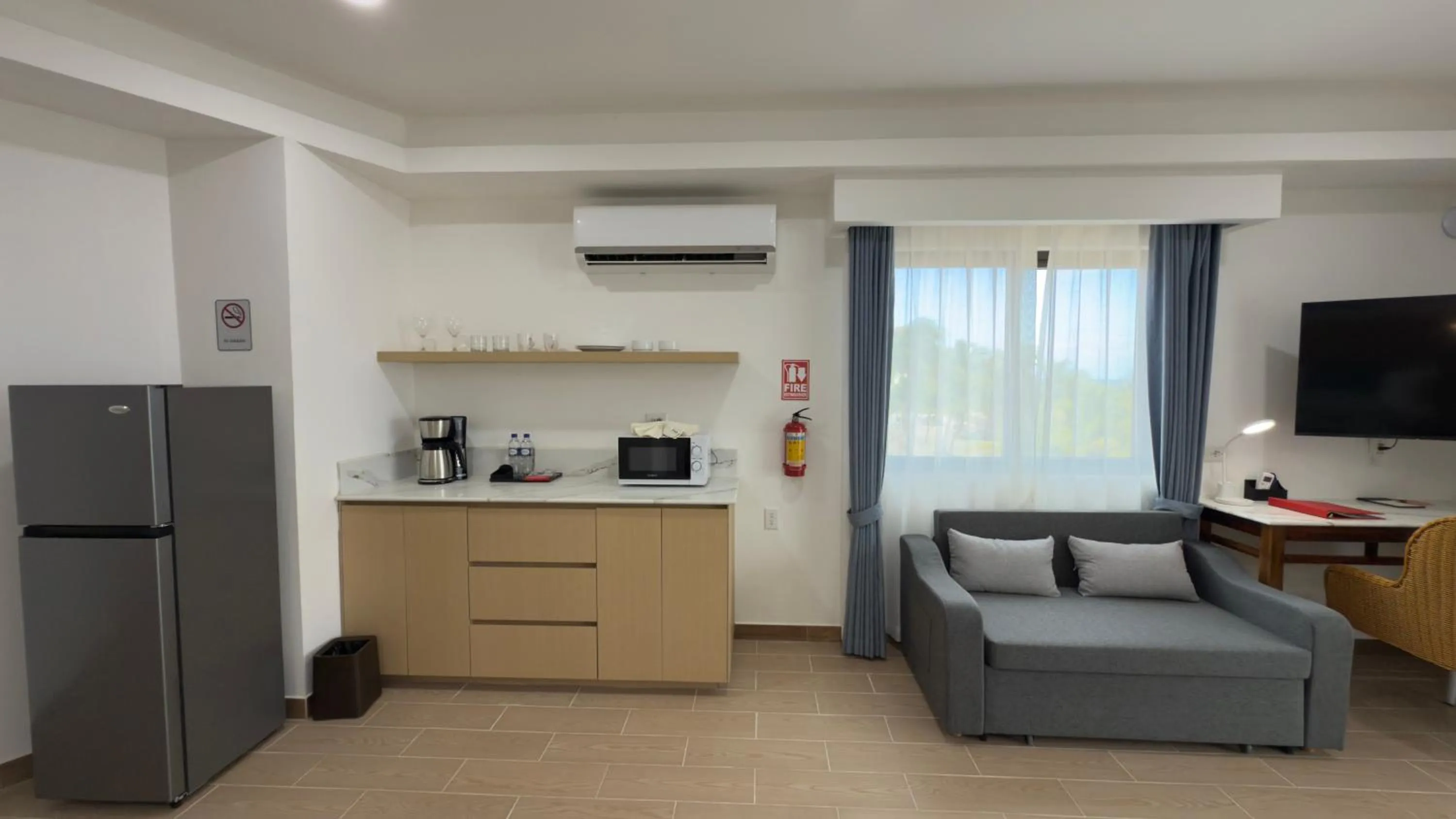 Kitchen or kitchenette in Captain Morgan's Retreat