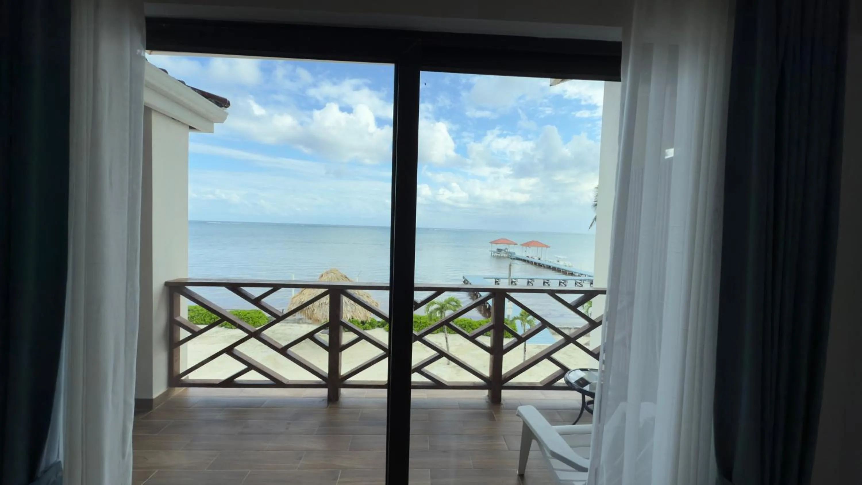 Sea view in Captain Morgan's Retreat