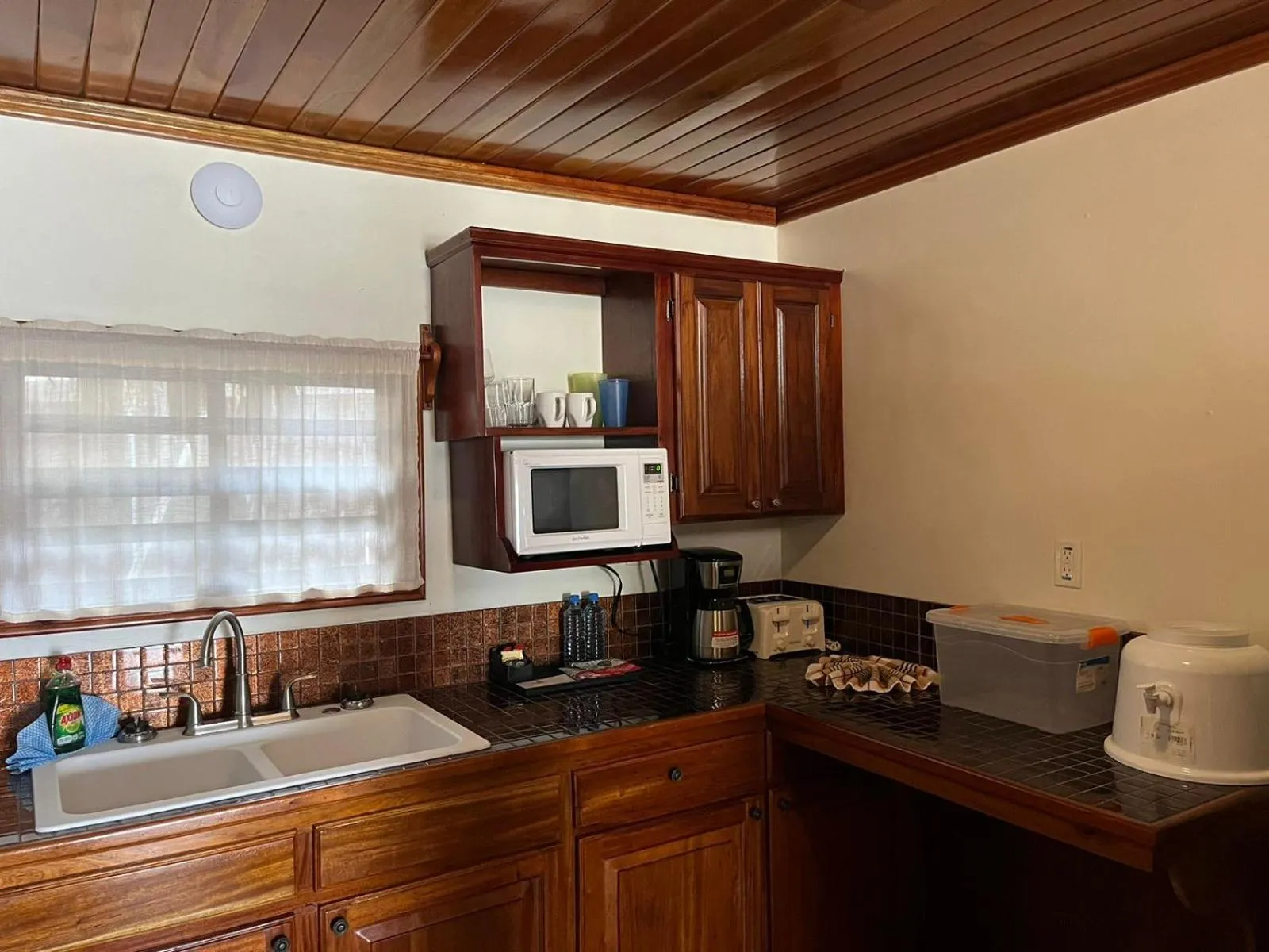 Property building in Captain Morgan's Retreat