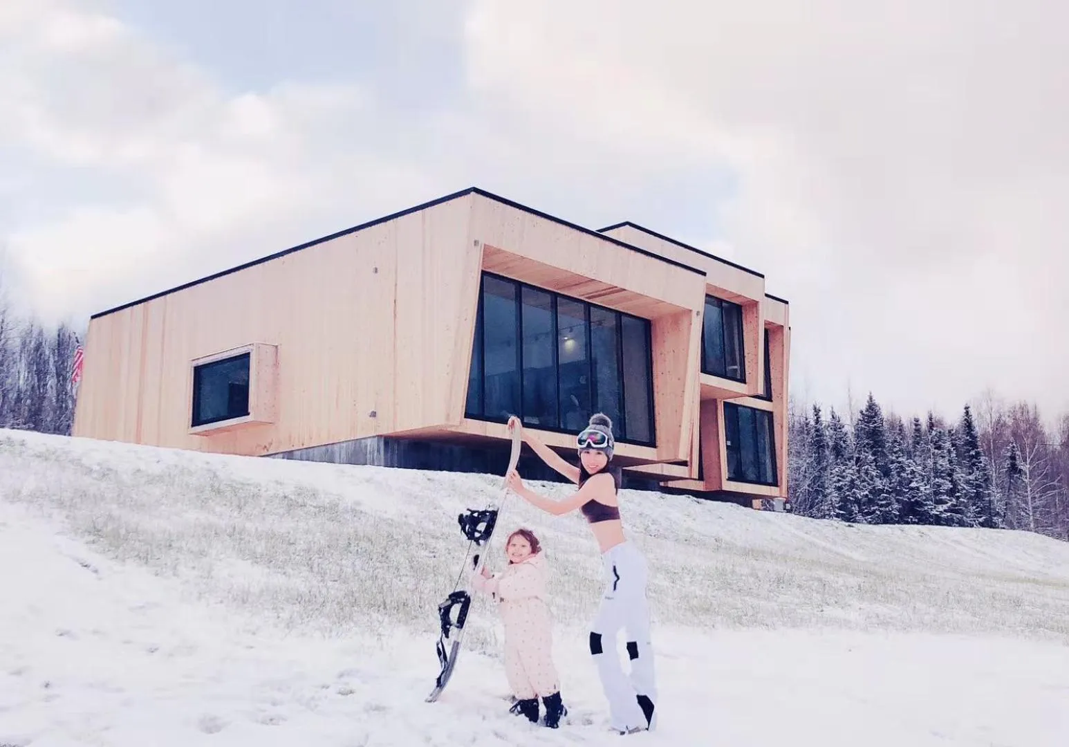 Property building in Aurora Villa