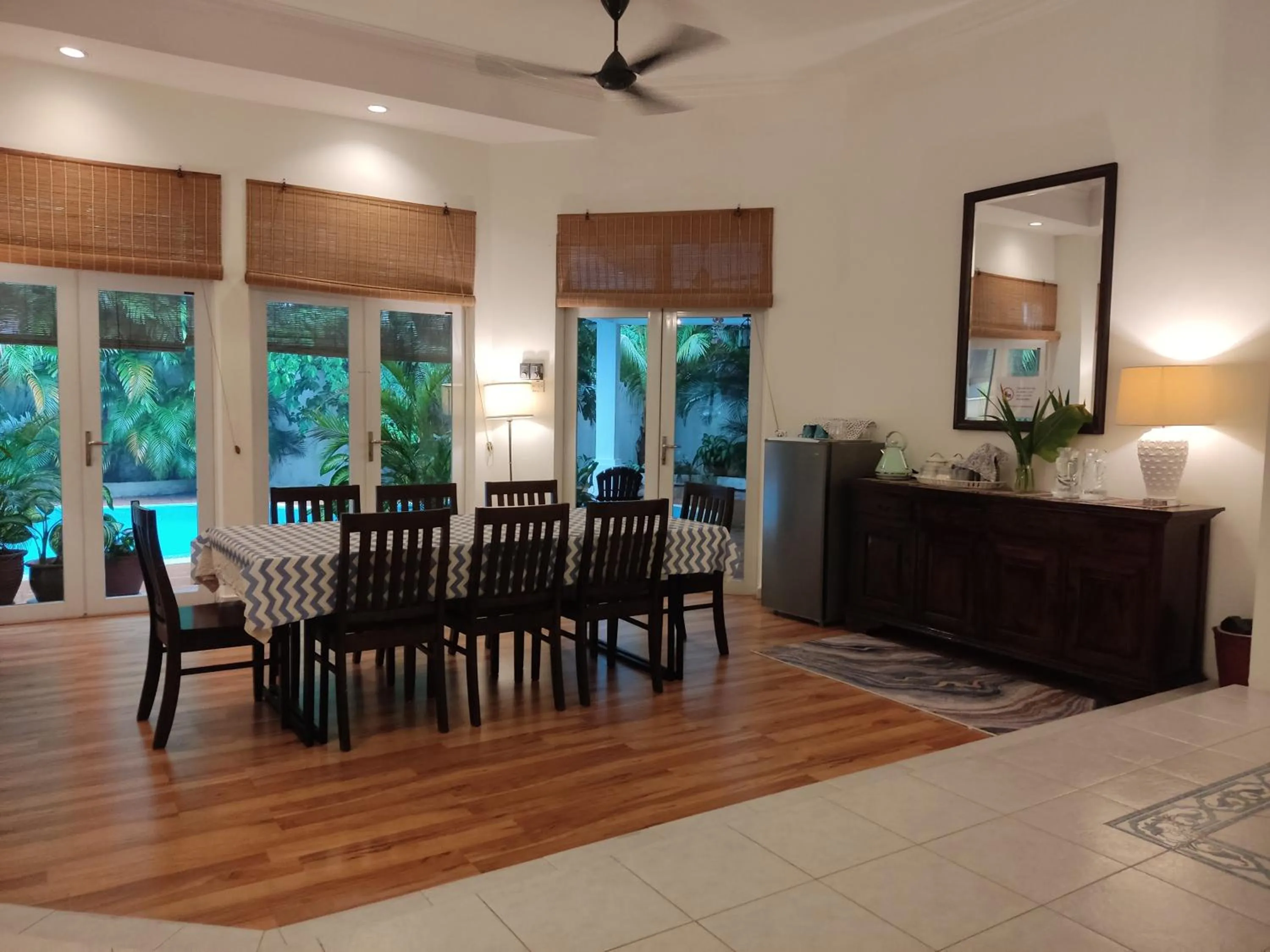 Dining area in Rumah Putih B&B near KLIA
