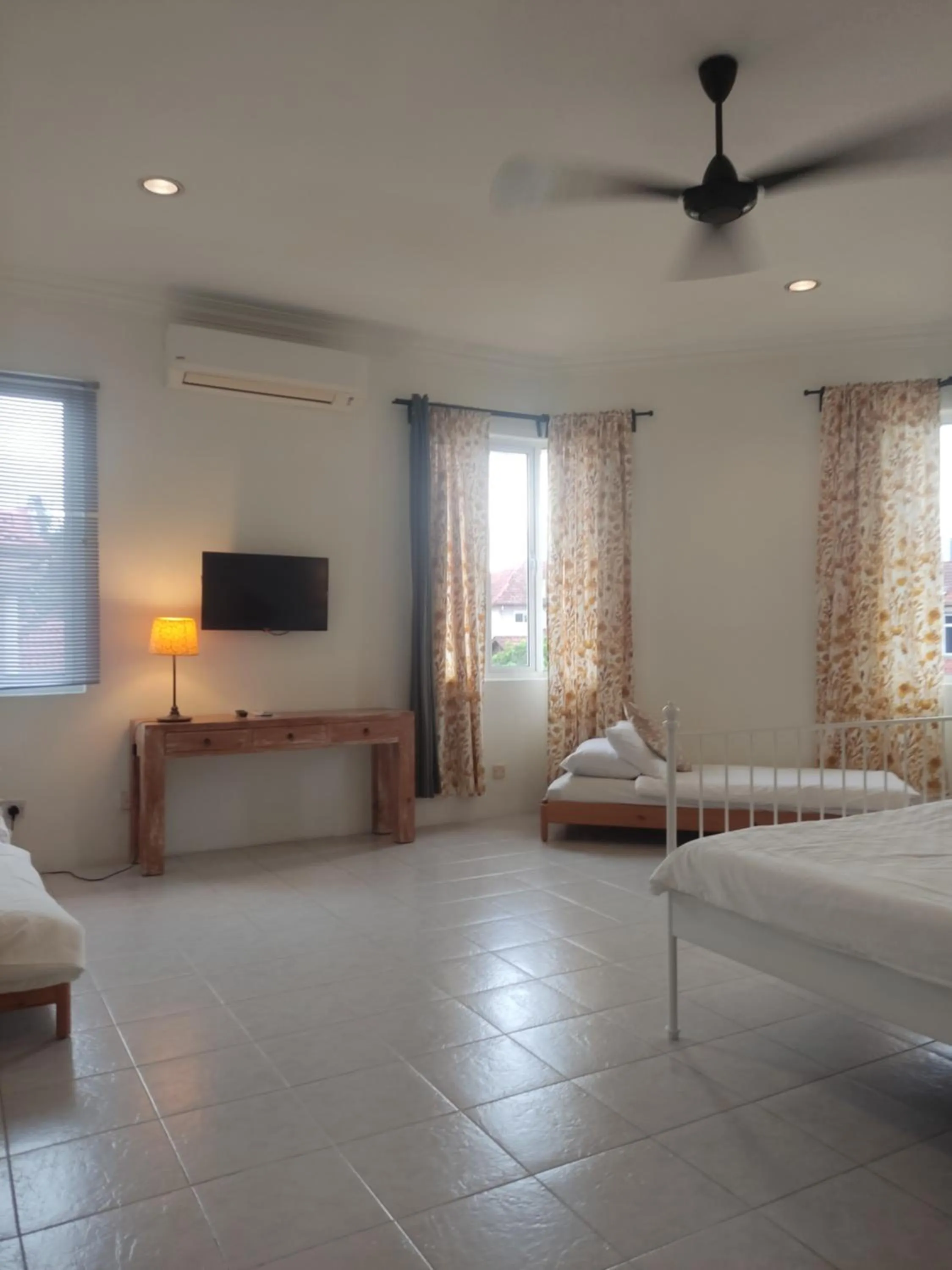 Bed in Rumah Putih B&B near KLIA