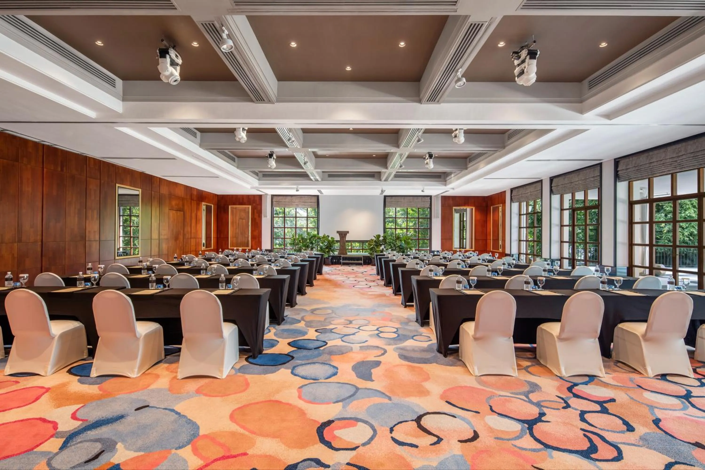 Business facilities in Sofitel Singapore Sentosa