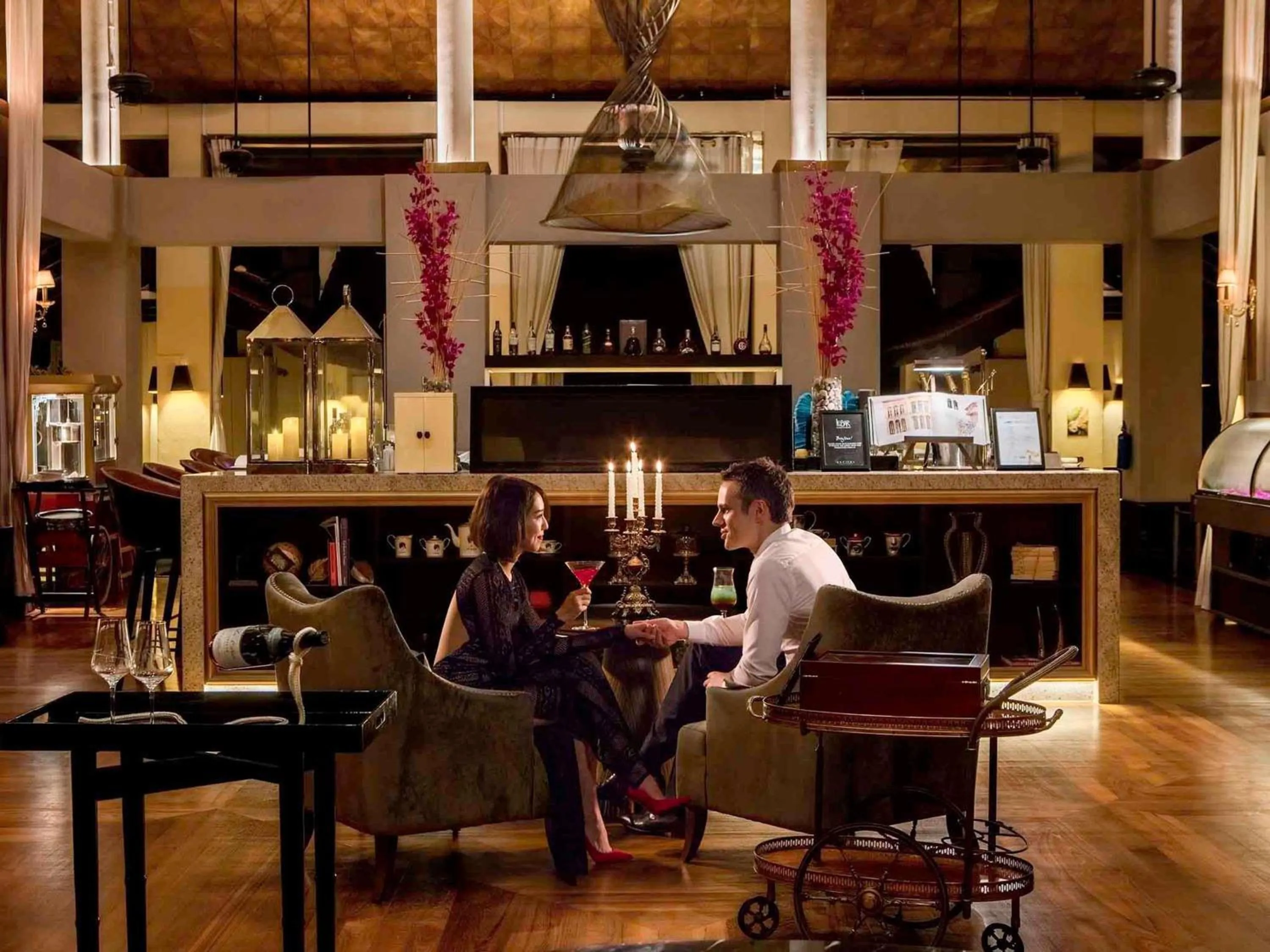 Lounge or bar in Sofitel Singapore Sentosa