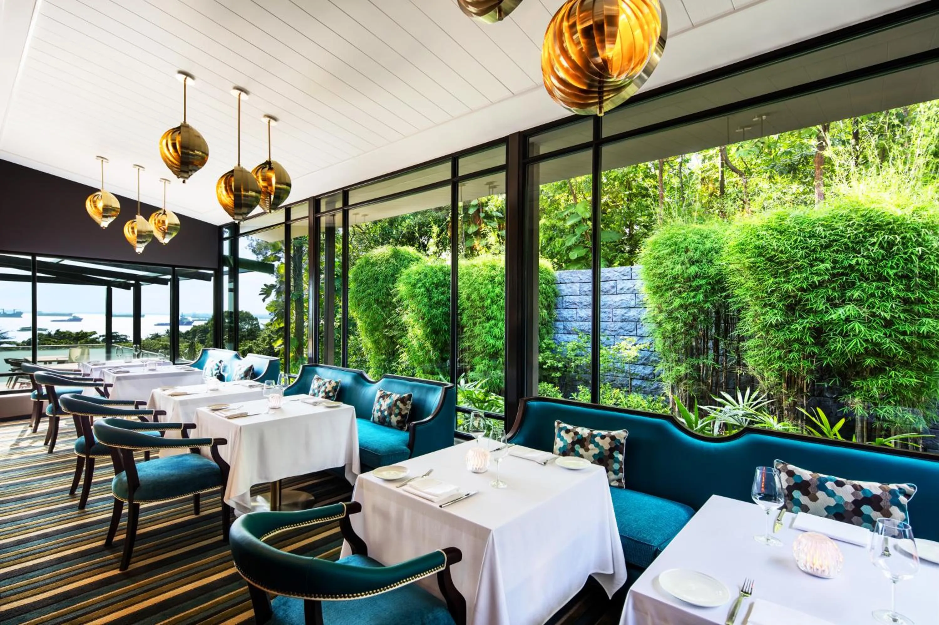 Restaurant/places to eat in Sofitel Singapore Sentosa