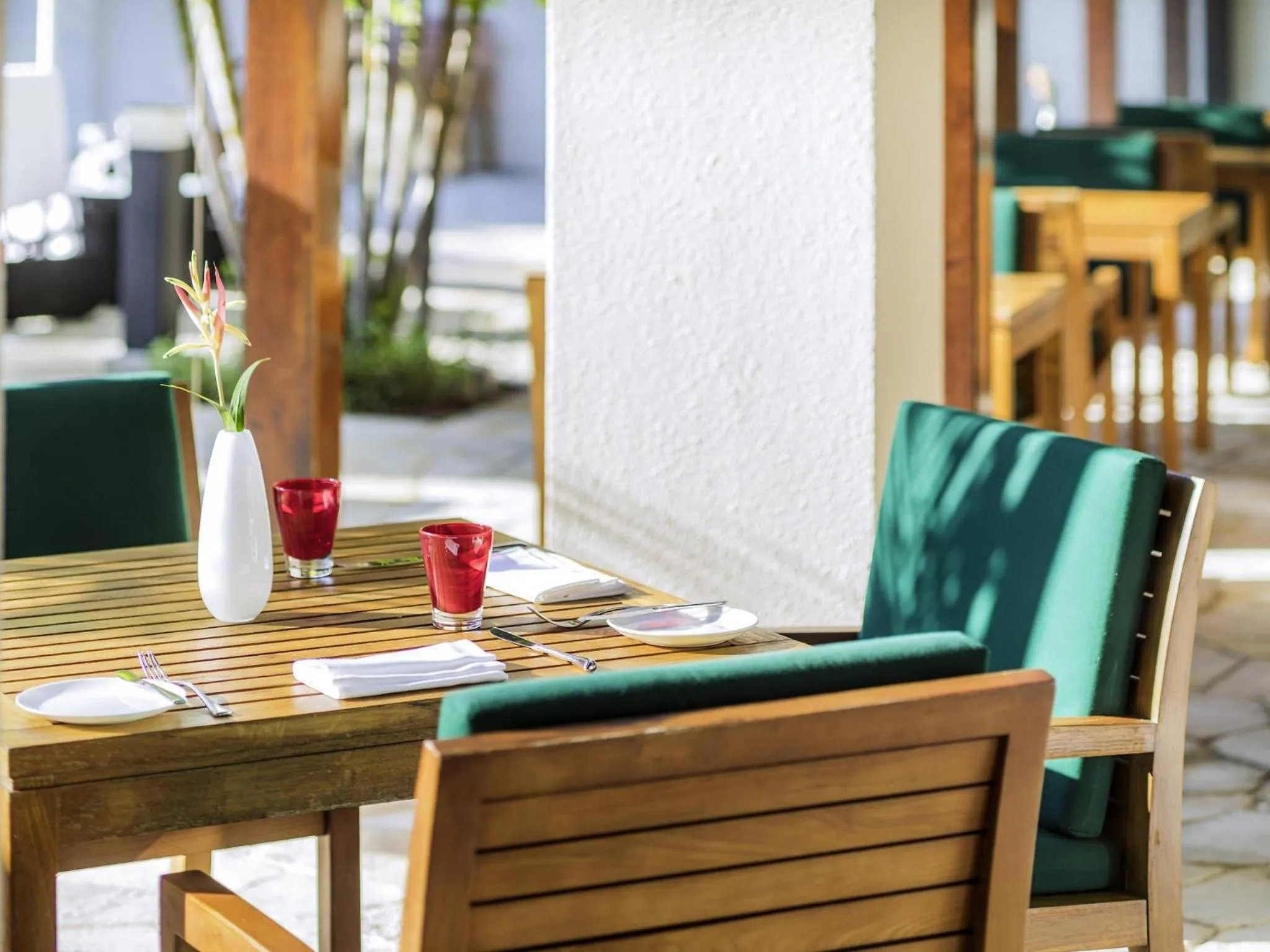 Restaurant/places to eat in Sofitel Singapore Sentosa