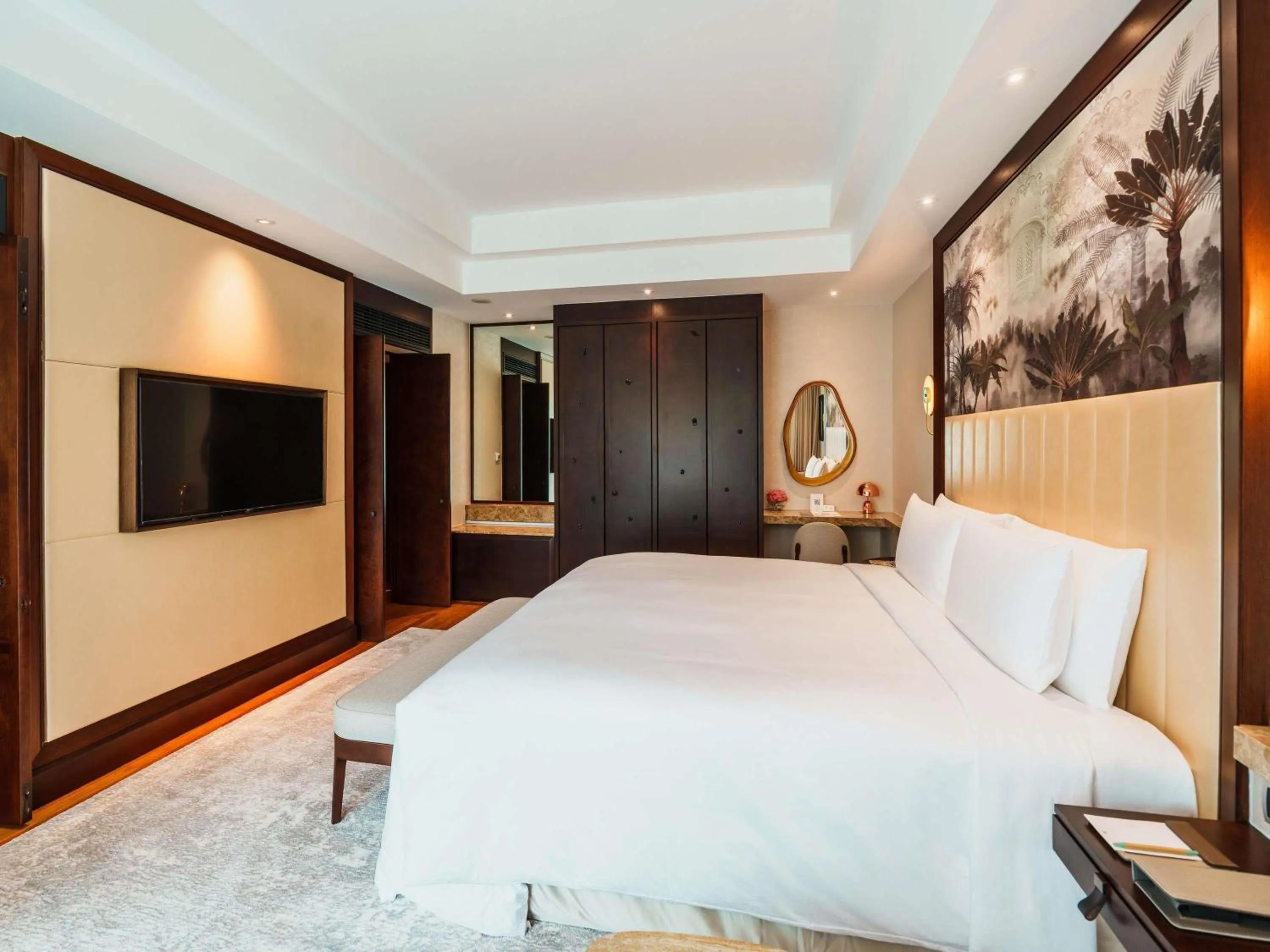 Bedroom, Bed in Sofitel Singapore Sentosa