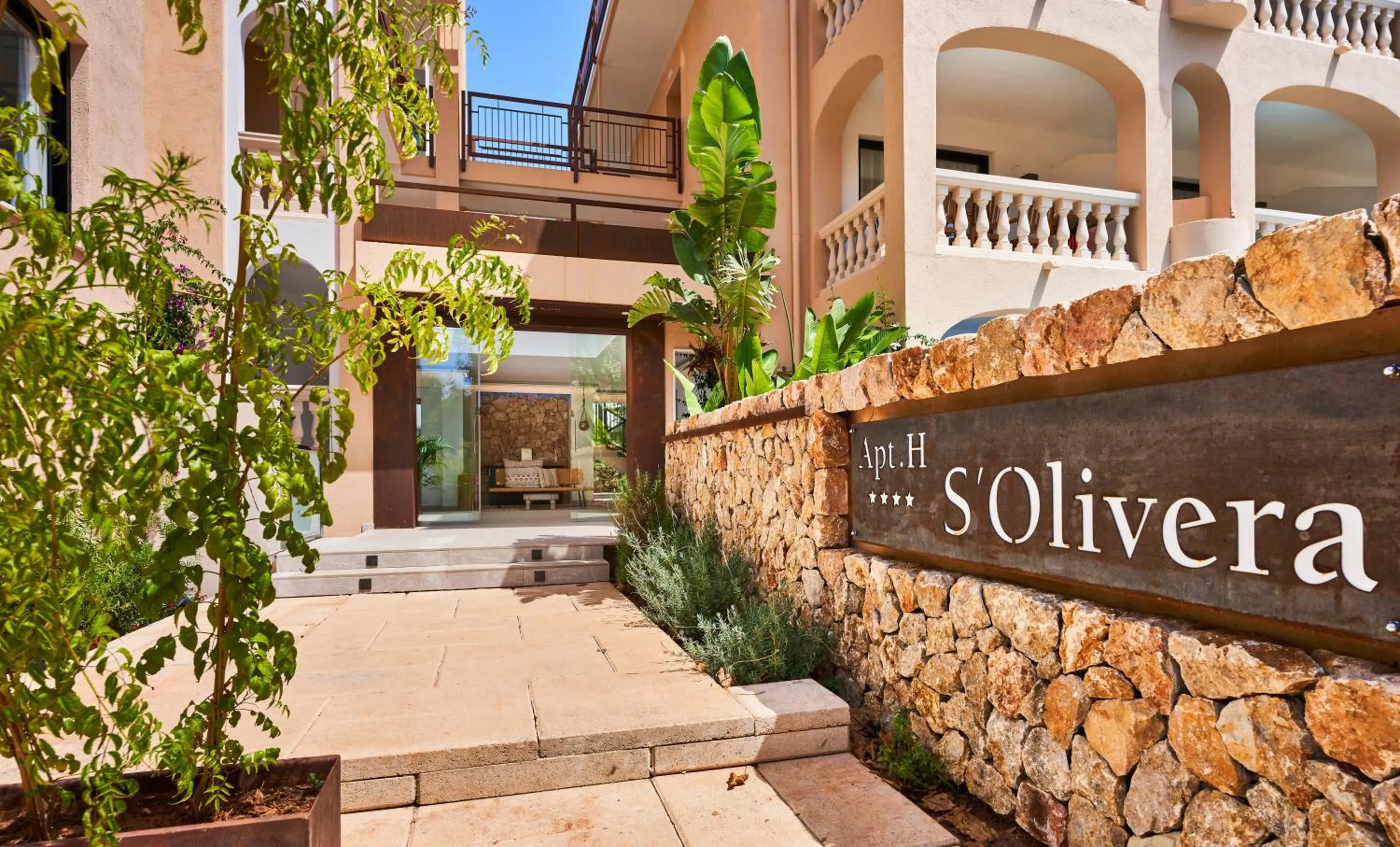 Property building in Apartamentos S'Olivera