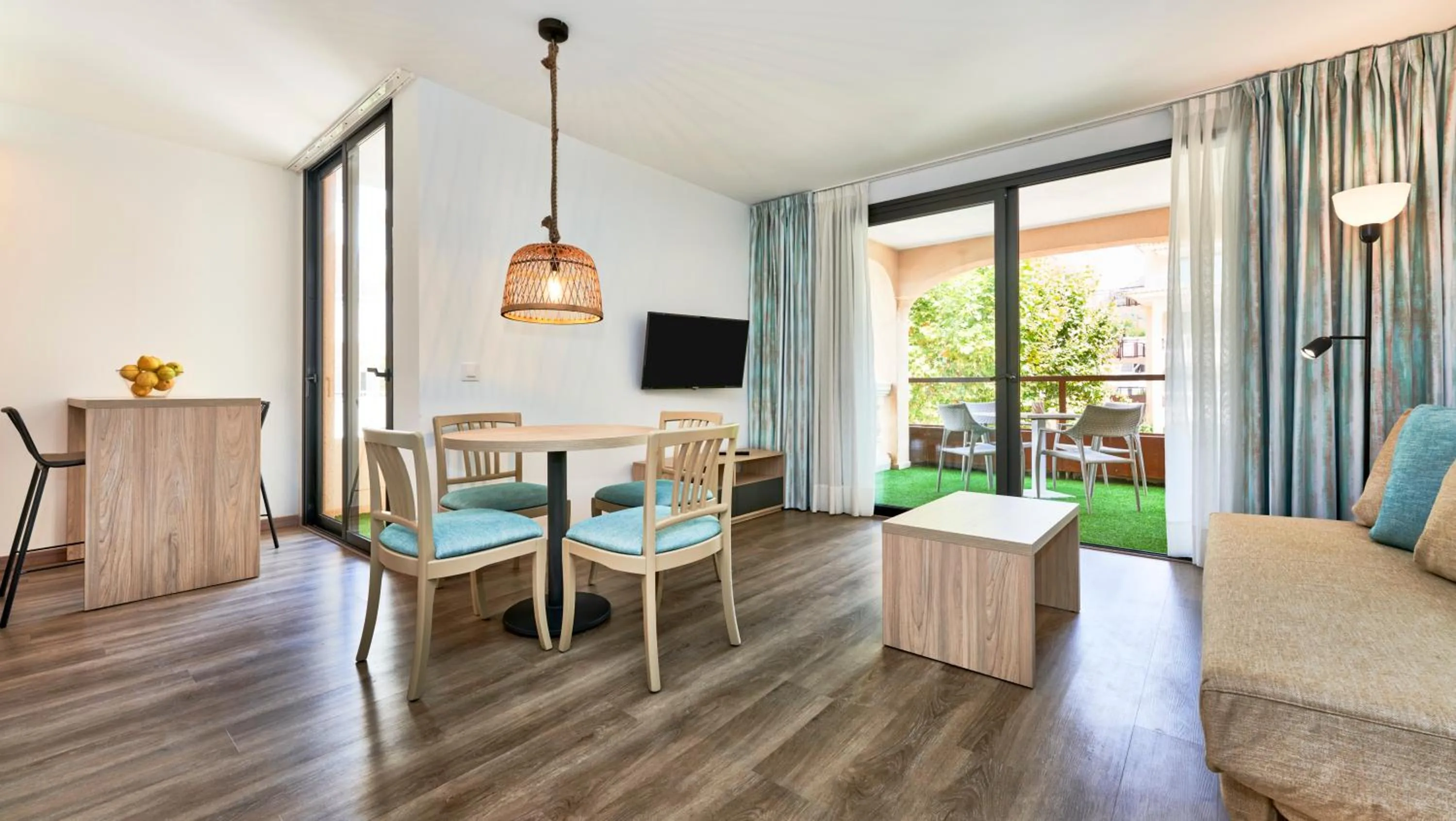 Living room in Apartamentos S'Olivera