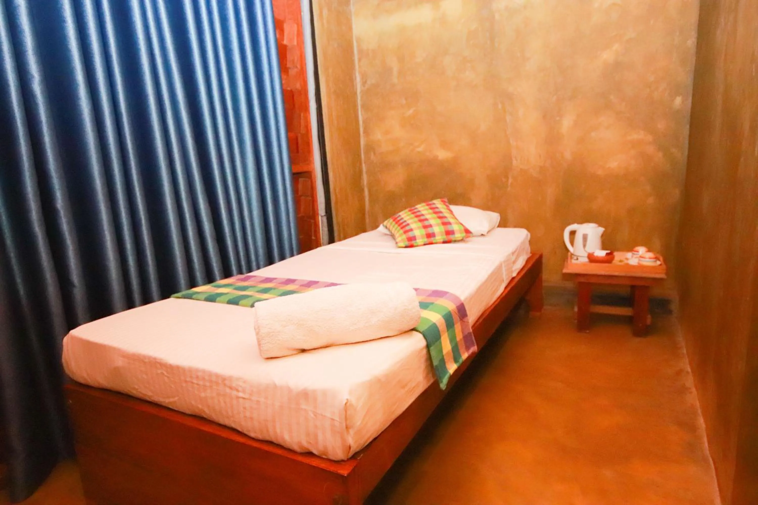 Bed in Negombo The Nature Villa and Cabanas
