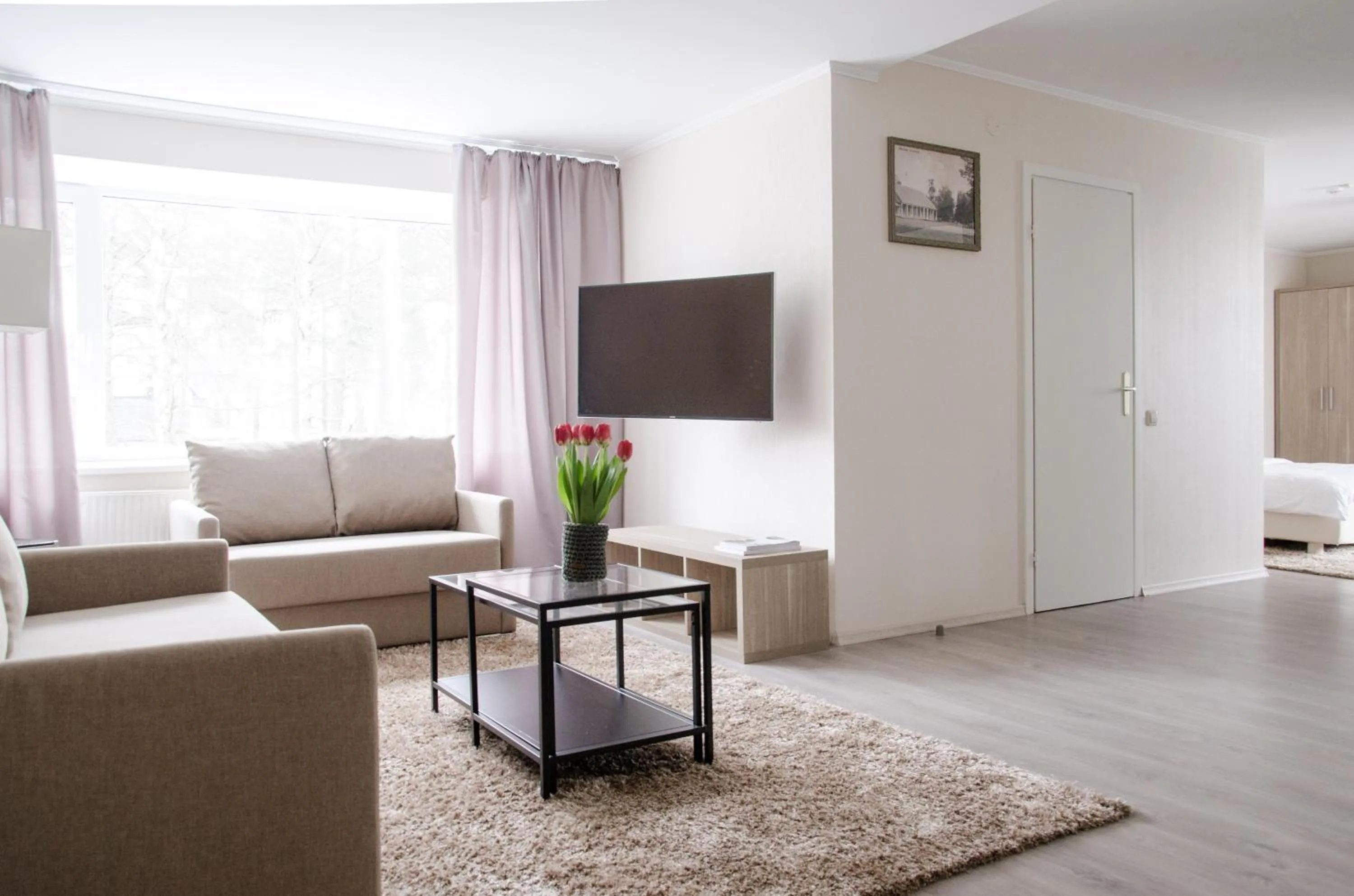 Communal lounge/ TV room in Pine Resort