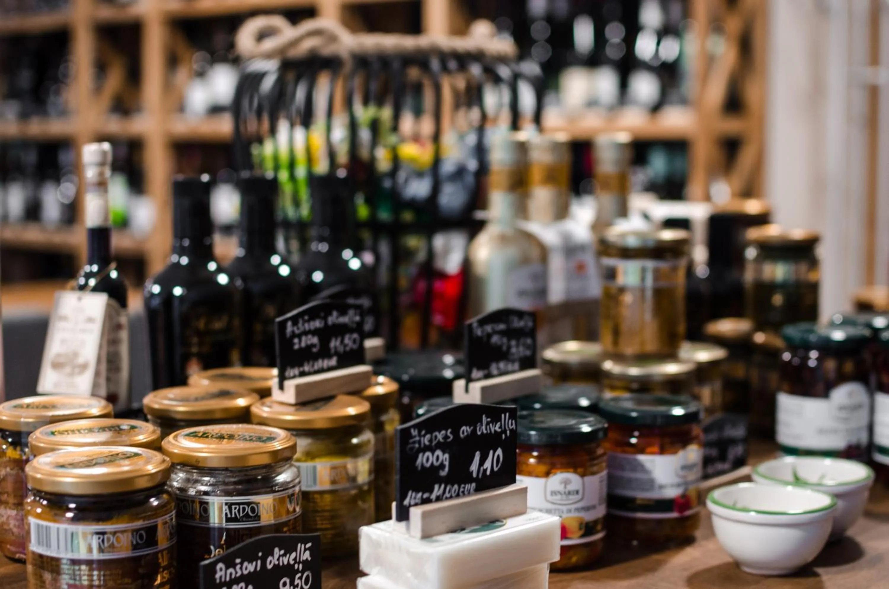 On-site shops in Pine Resort