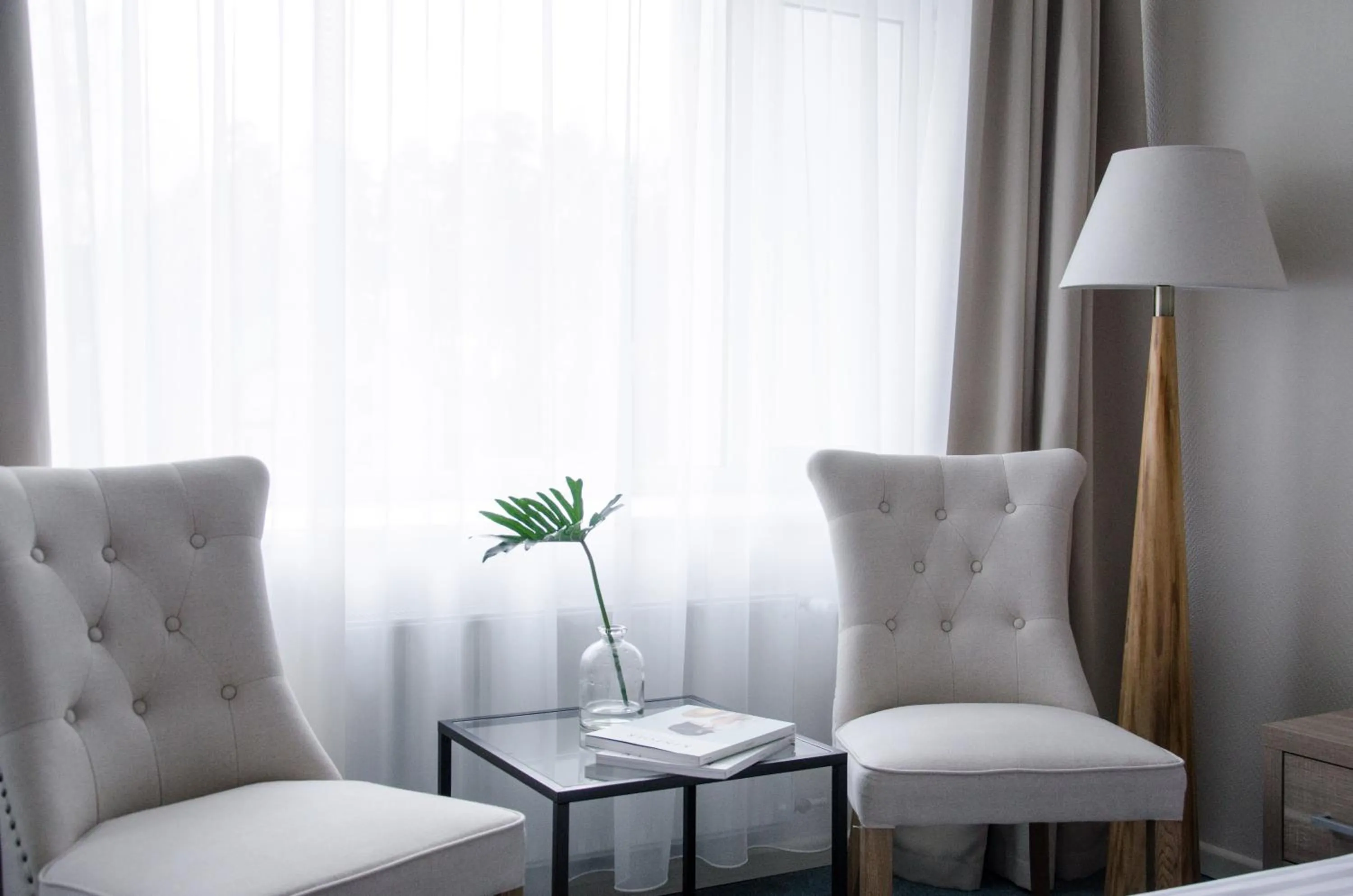 Seating area in Pine Resort