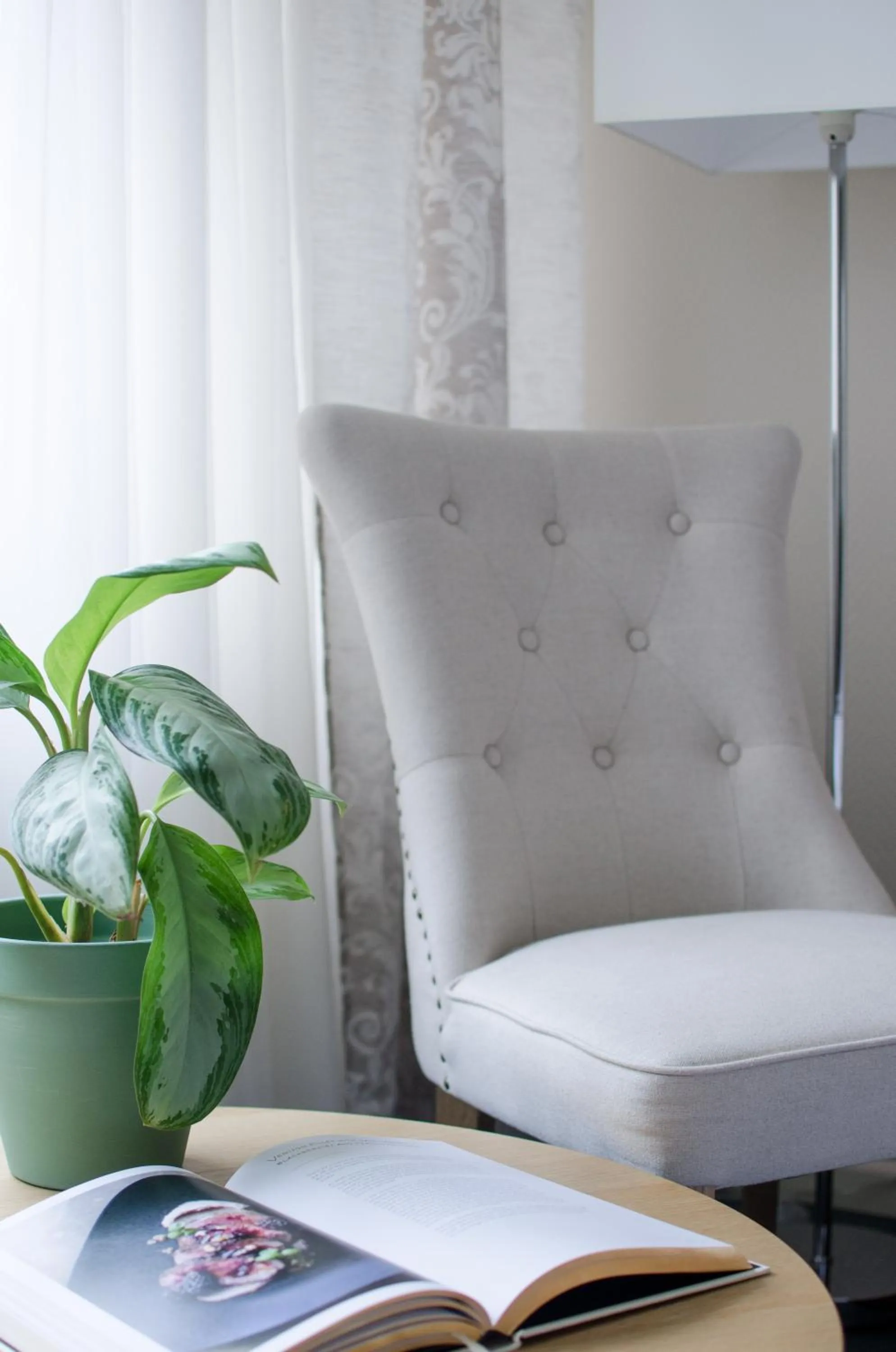 Seating area in Pine Resort