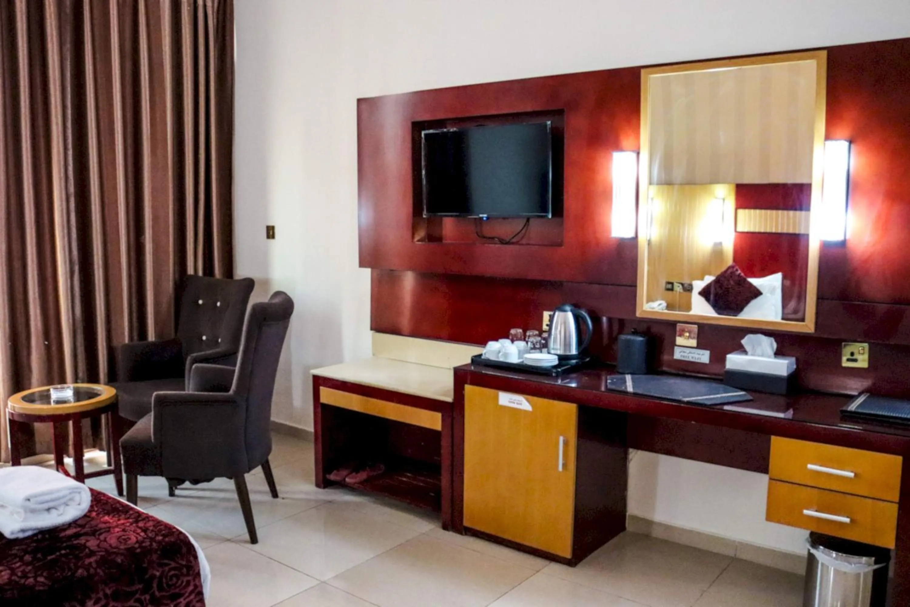 TV and multimedia in Phoenix Hotel Dubai