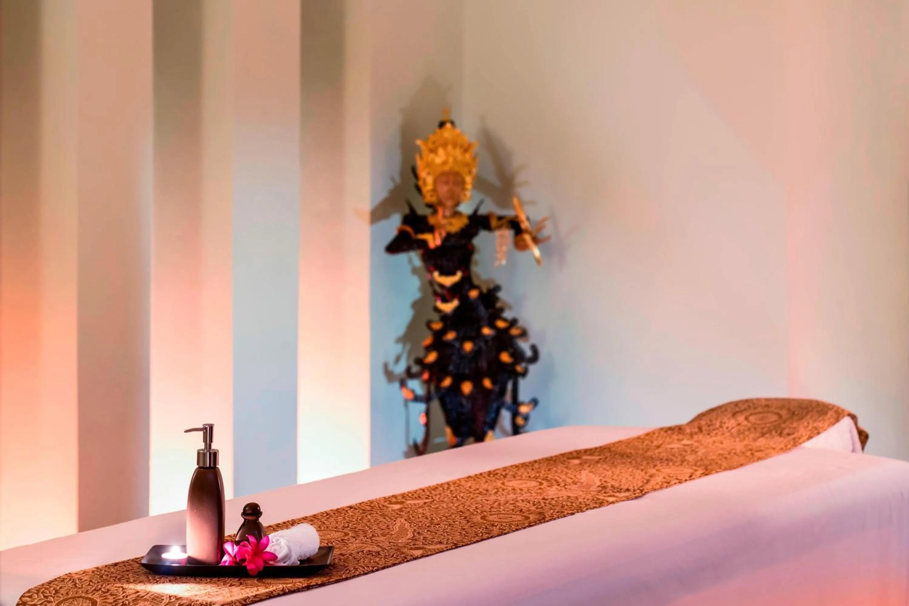 Spa and wellness centre/facilities, Bed in Le Meridien Bali Jimbaran