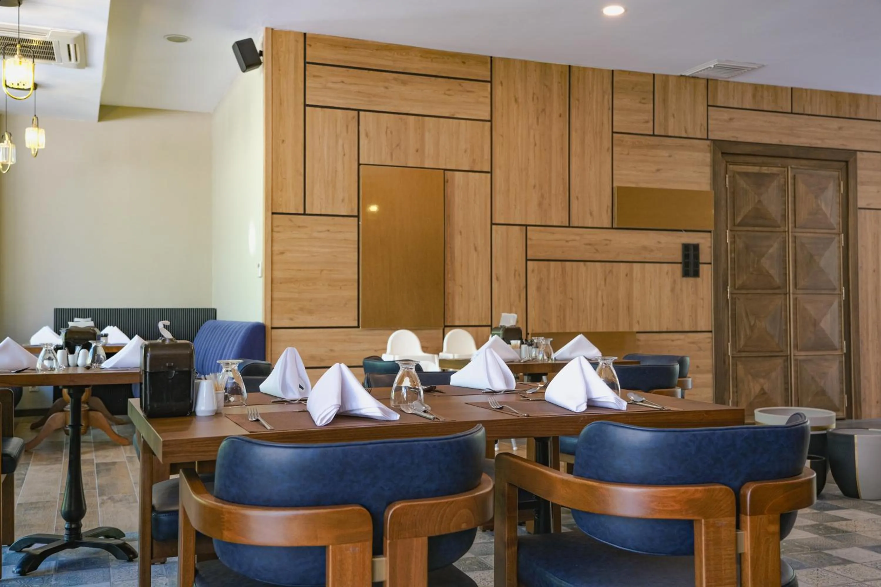 Restaurant/places to eat in Vital Thermal Hotel & SPA