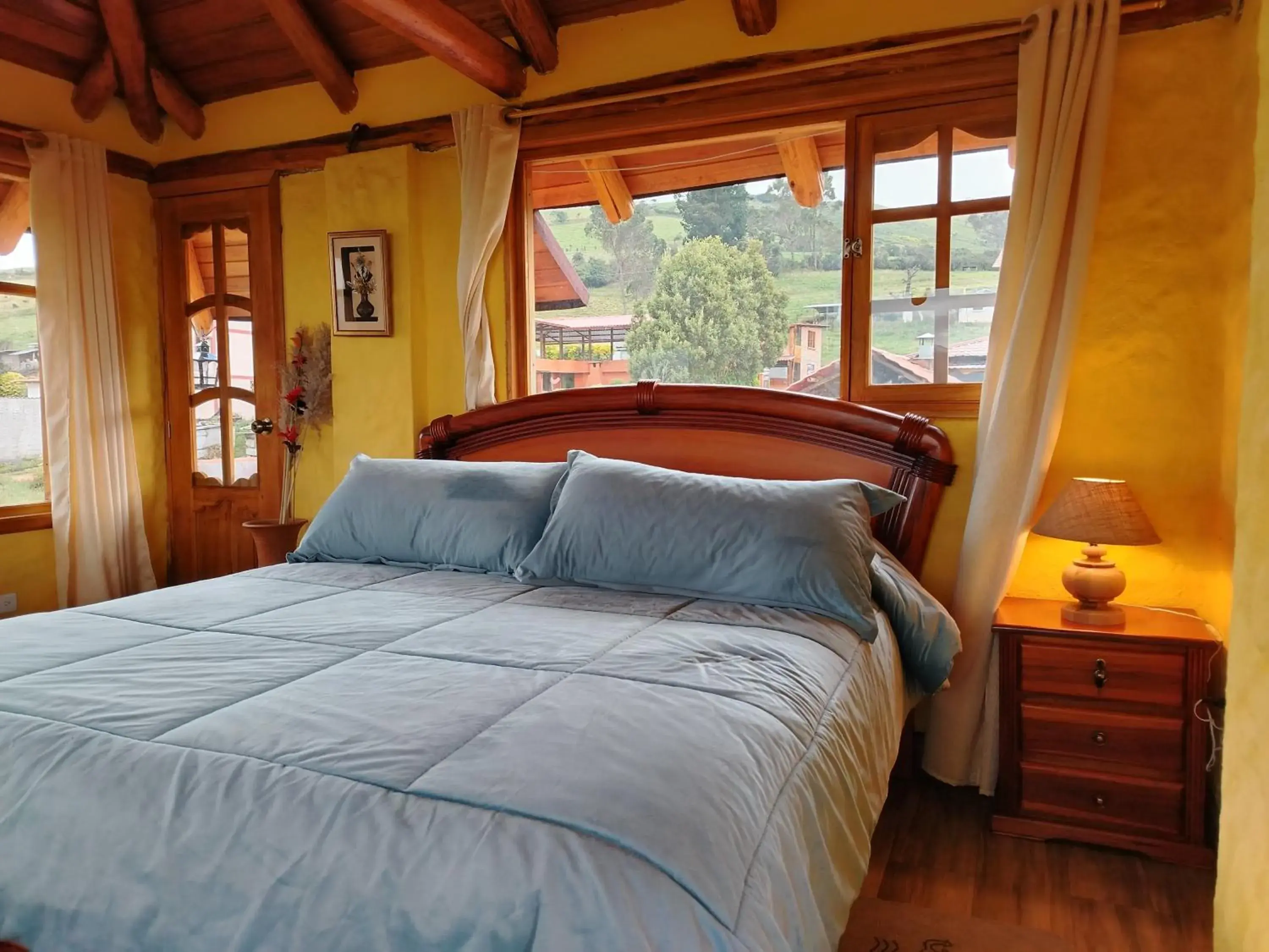 Suite with Mountain View - single occupancy in Ruta de los volcanes Suite with Mountain View - single occupancy in Ruta de los volcanes
