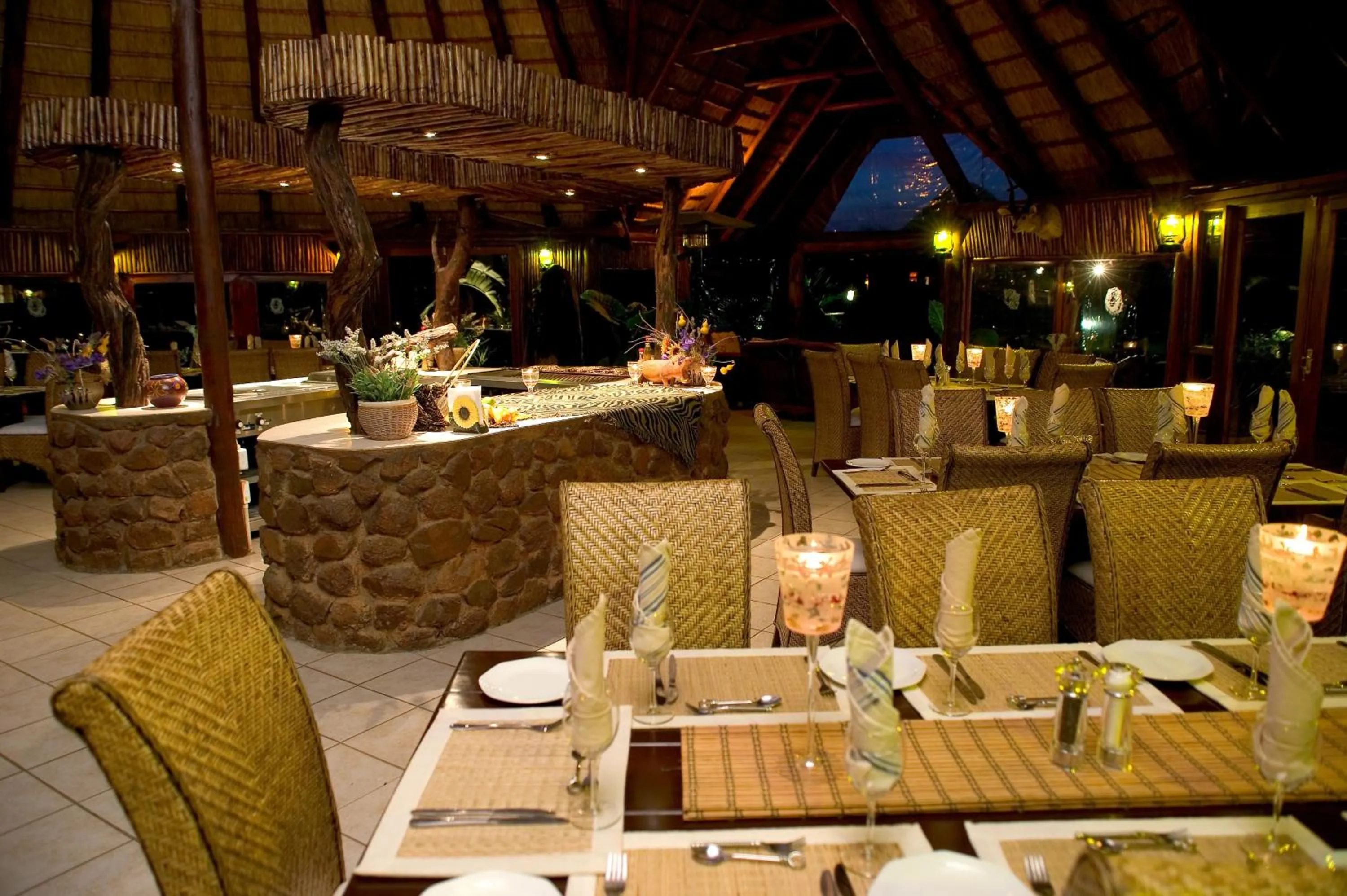 Restaurant/places to eat in Ditholo Game Lodge Bela Bela