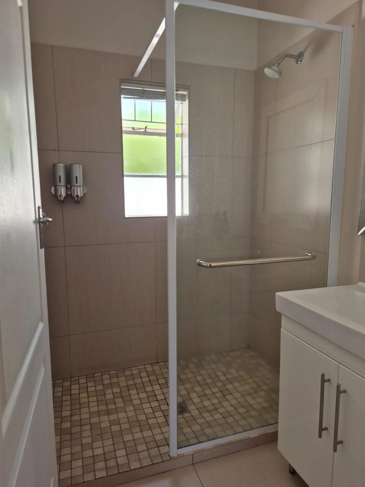 Shower in Webersburg