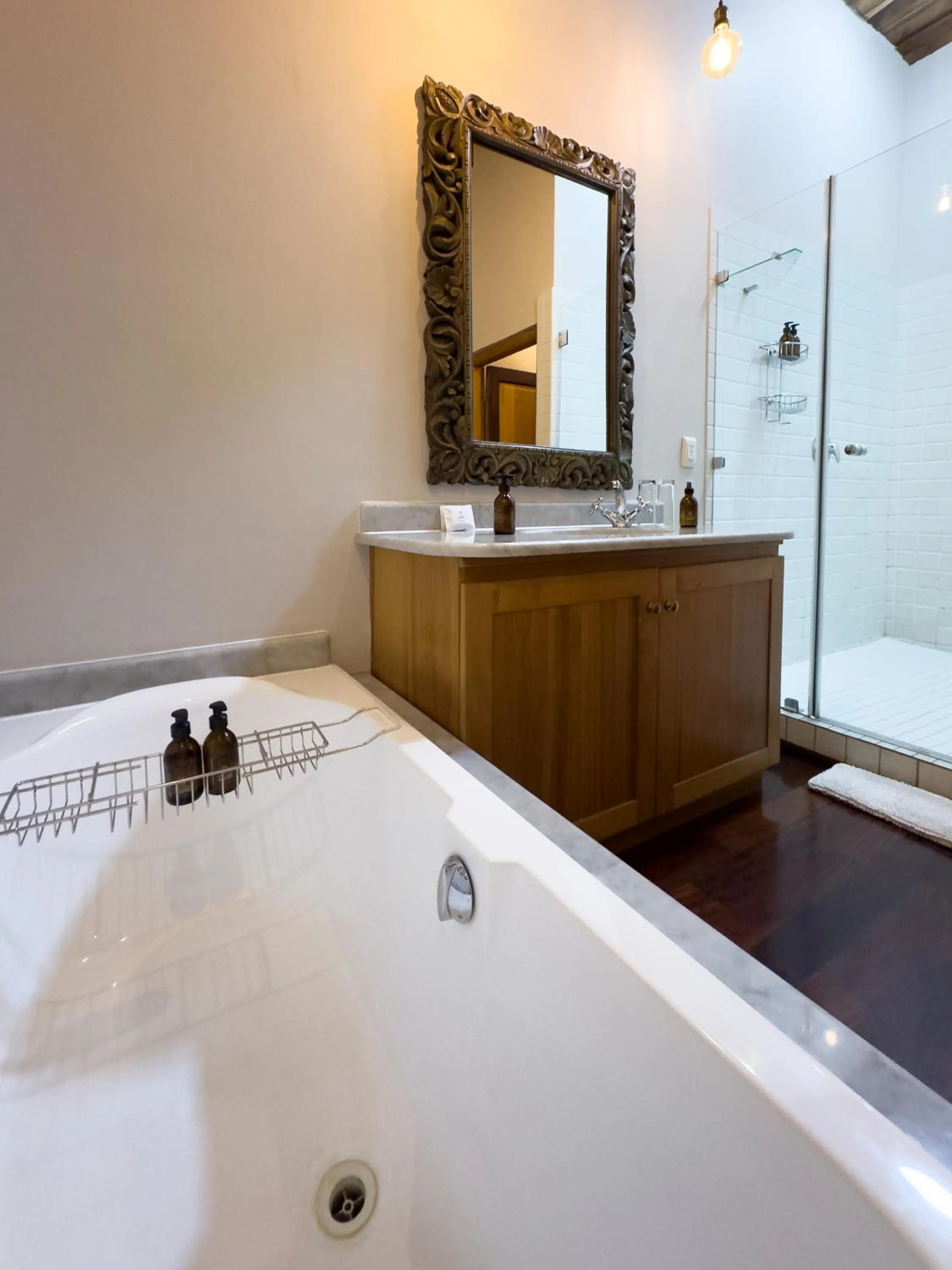 Shower in Webersburg