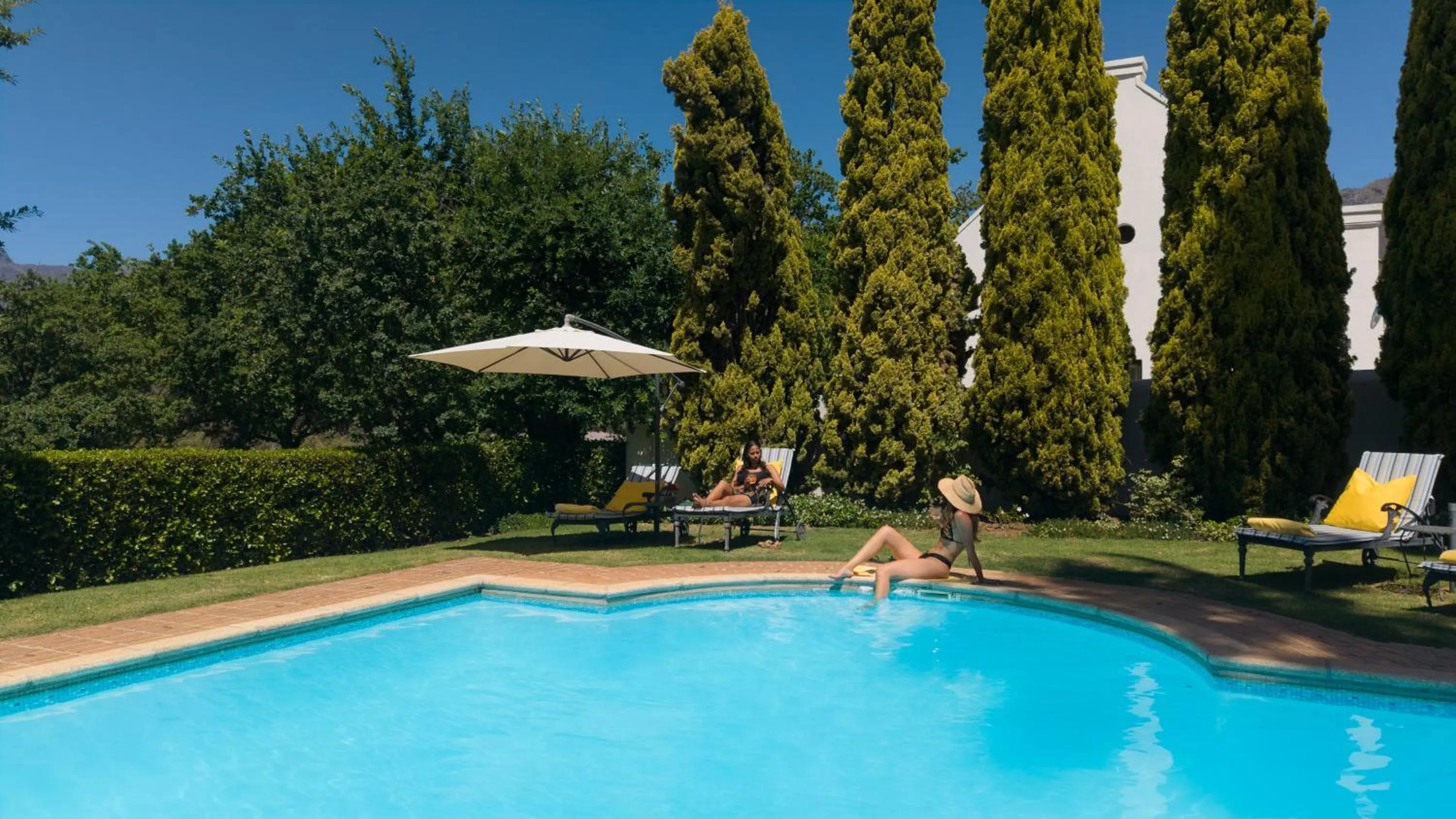 Property building in Webersburg