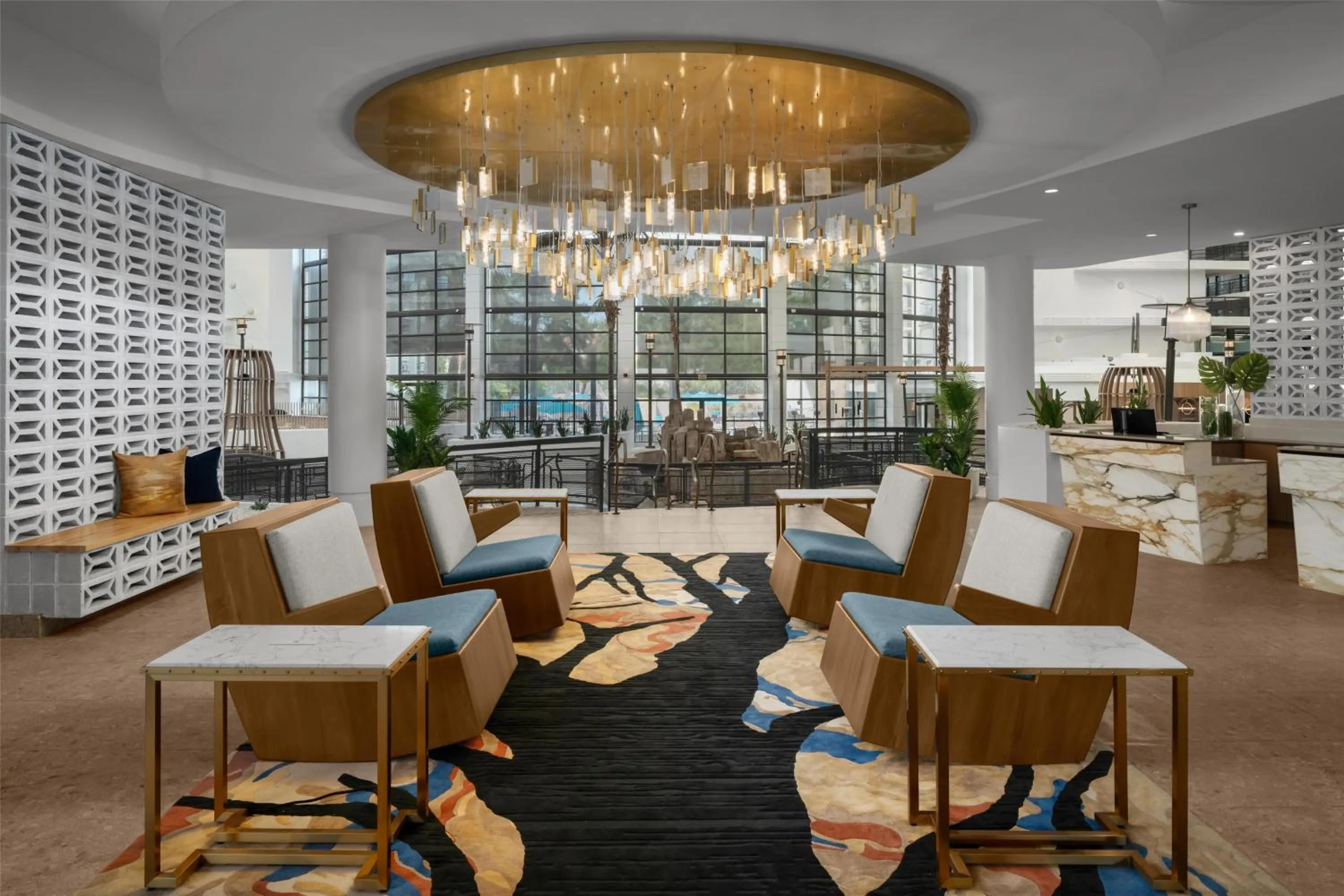 Embassy Suites by Hilton Phoenix Biltmore