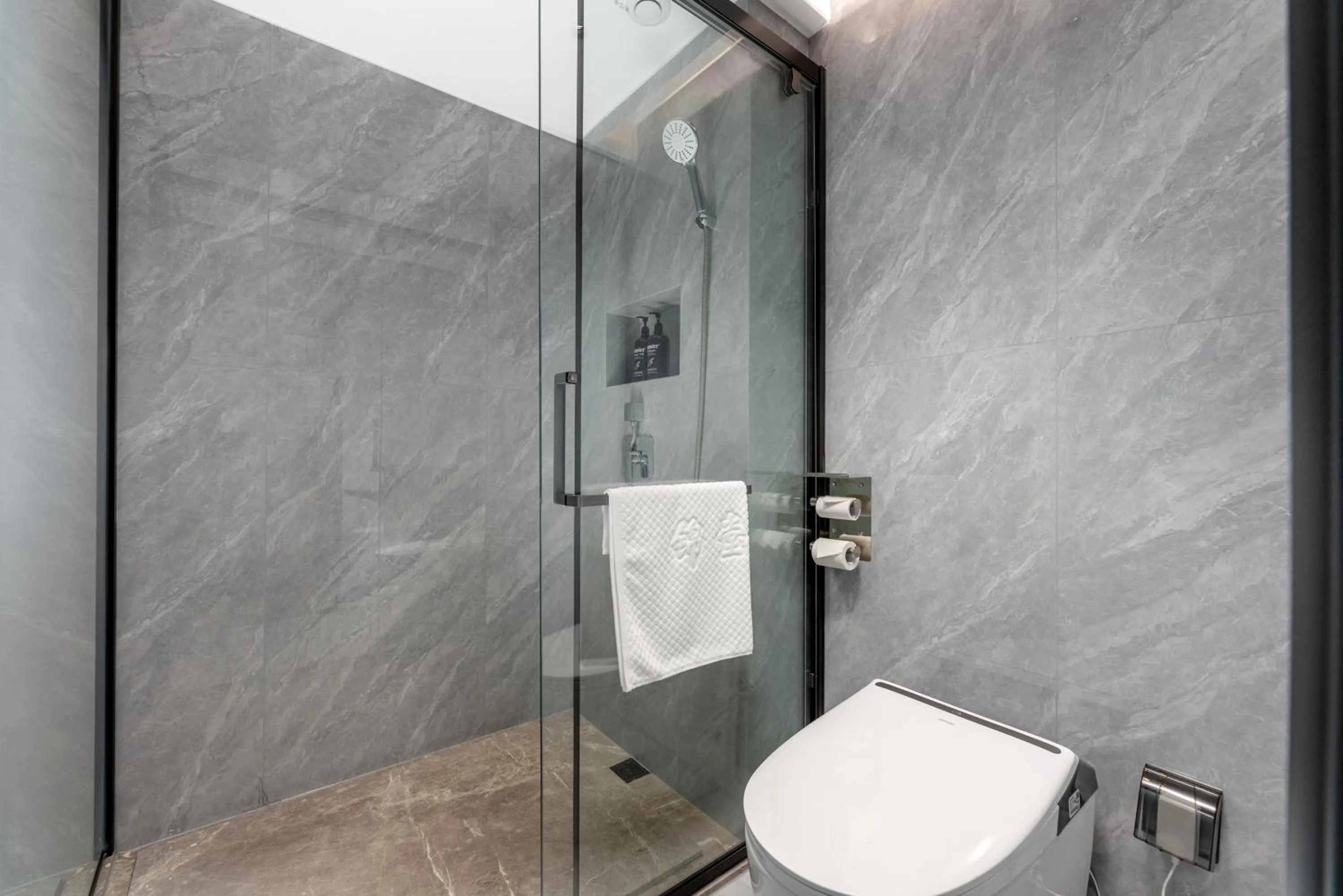 Shower in Guangzhou JinTang Hotel