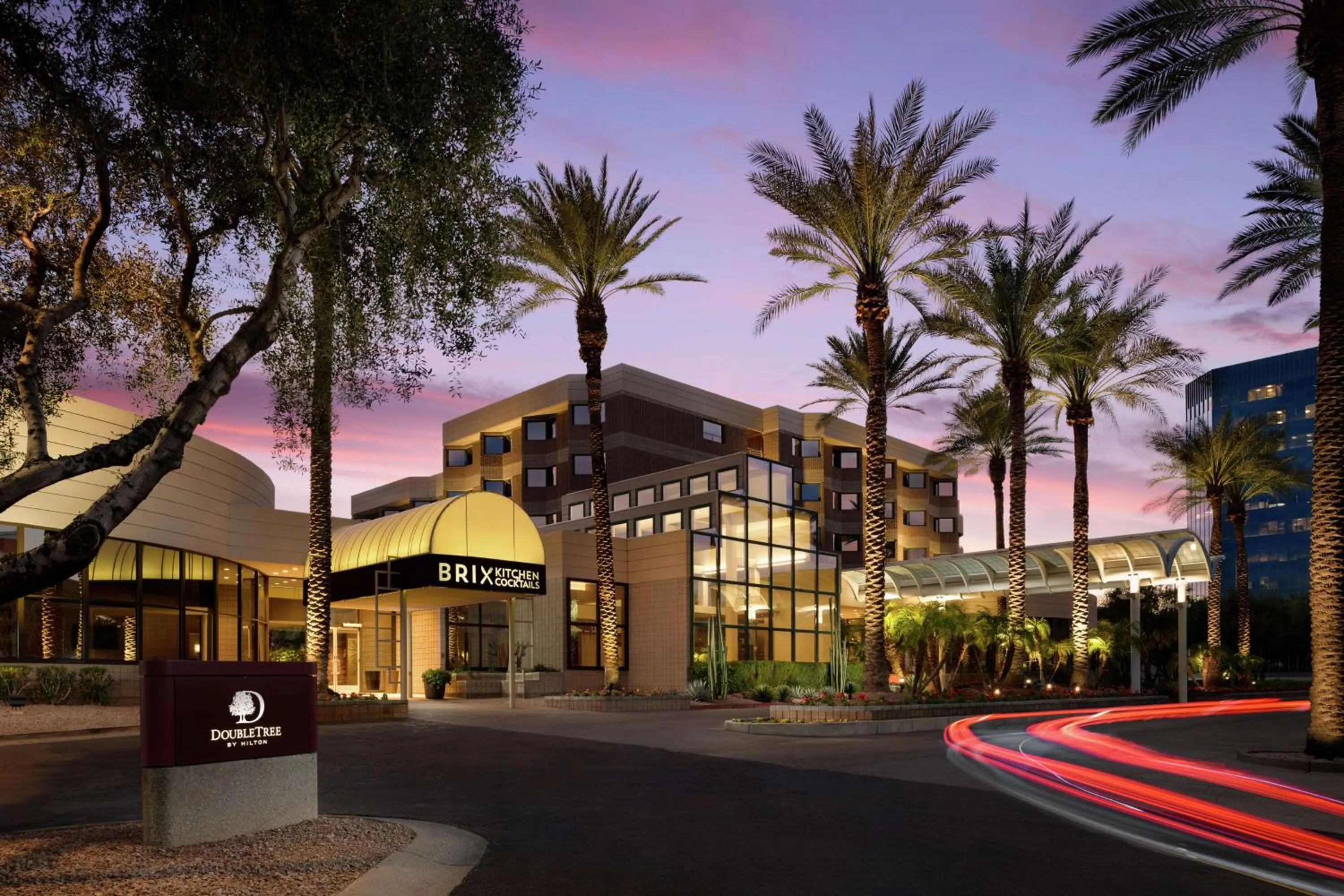 Property building in DoubleTree Suites by Hilton Phoenix