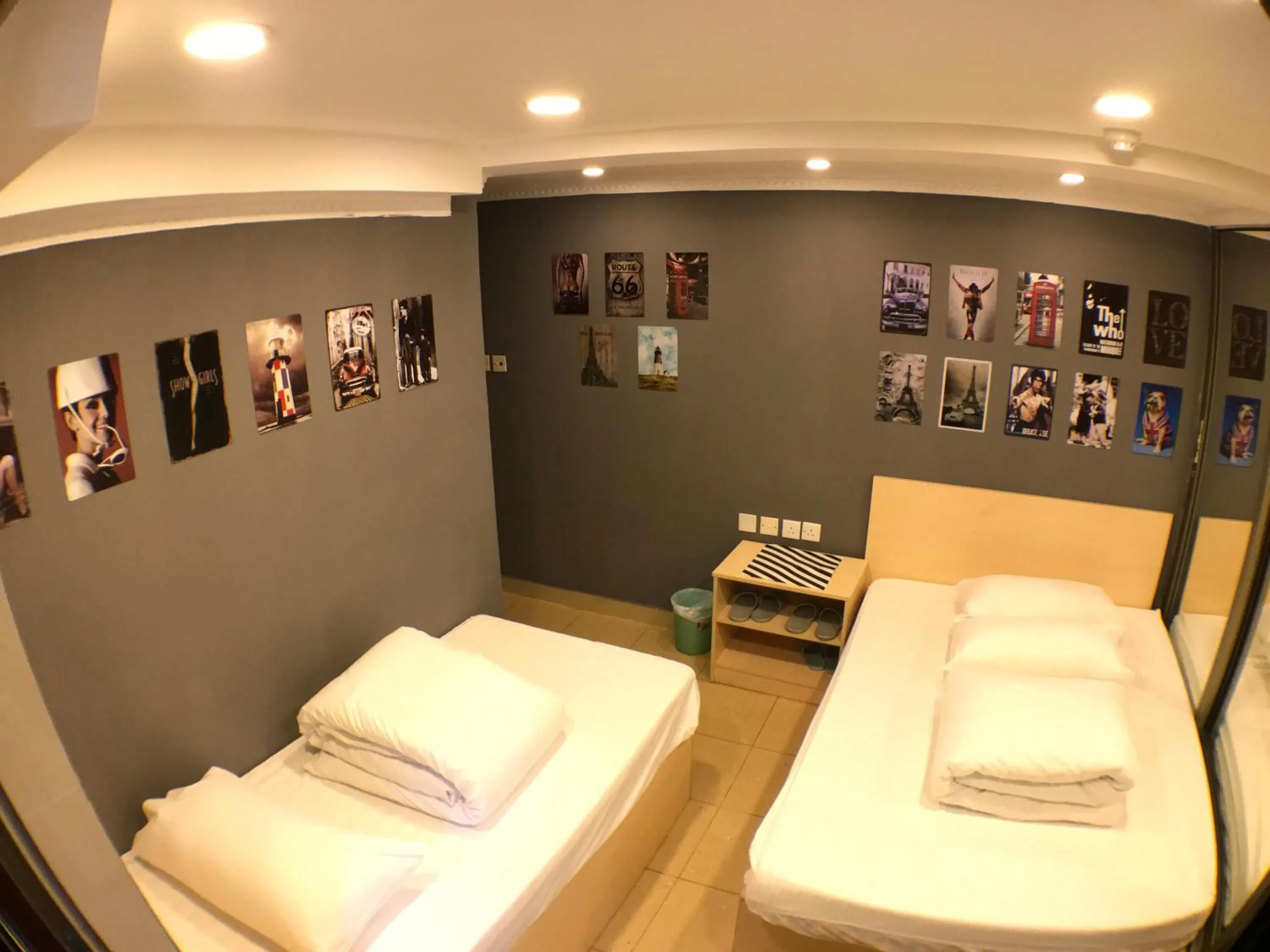 Bed in The House (Baguio)